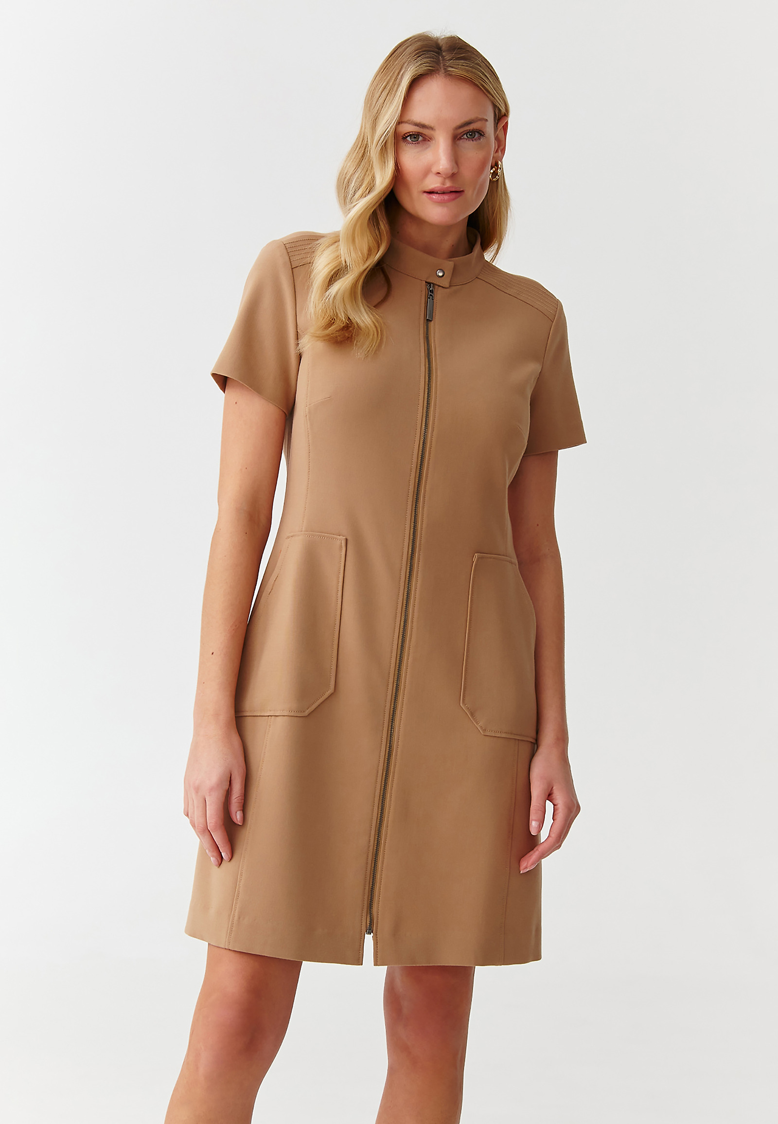 ROCHIE DIN ȚESĂTURĂ, CU FERMOAR METALIC - MANTOKI ROCHIE DIN ȚESĂTURĂ, CU FERMOAR METALIC - MANTOKI BEJ 95079