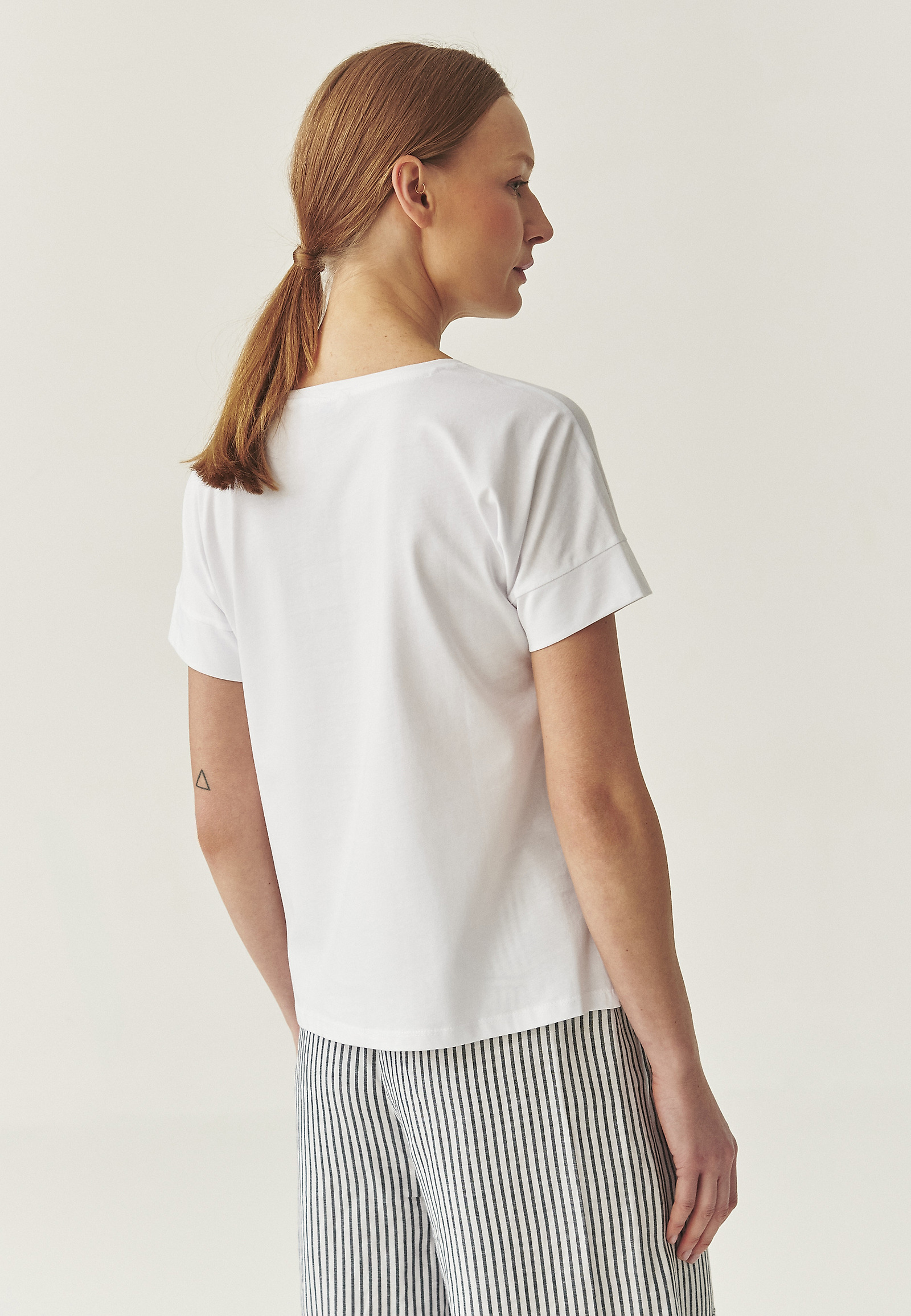 BAWEŁNIANY T-SHIRT Z NADRUKIEM - MONKI 1 BAWEŁNIANY T-SHIRT Z NADRUKIEM - MONKI 1 MULTIKOLOR 111267