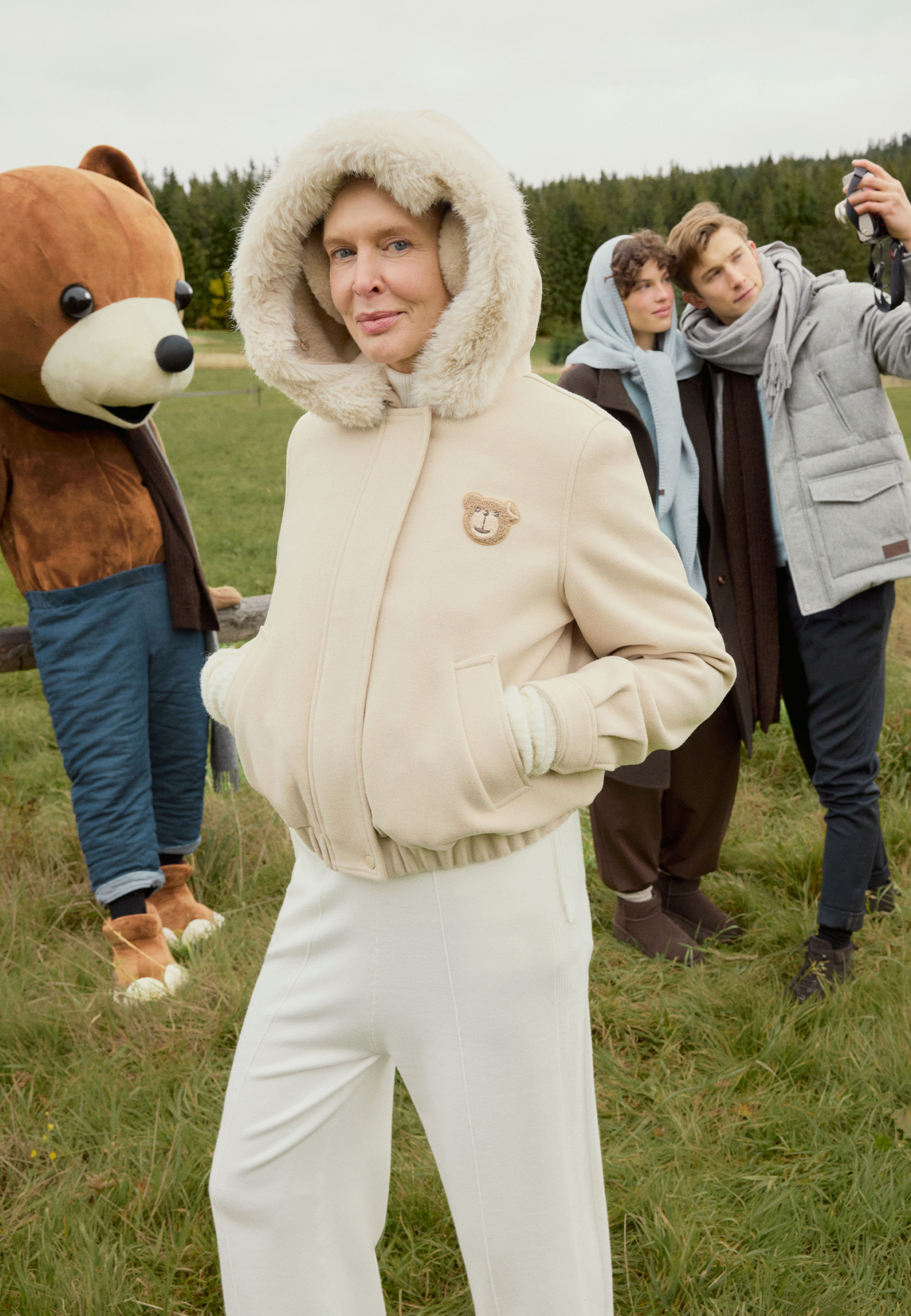 JACKEȚĂ CASUAL CU CĂPTUȘEALĂ PUFOASĂ - SARKANO