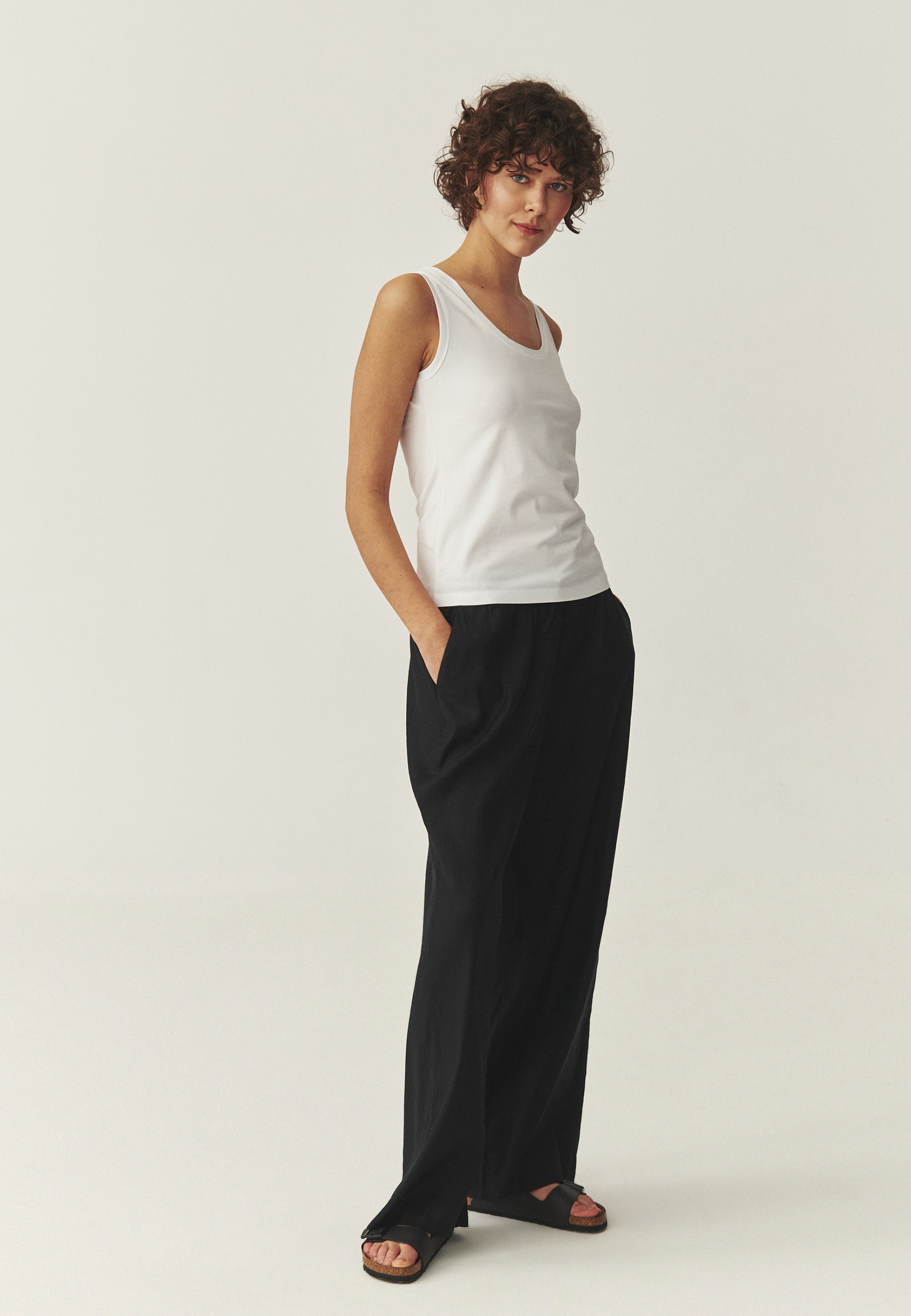 BLUZĂ DIN BUMBAC, FĂRĂ MÂNECI - ROFA ALB 2