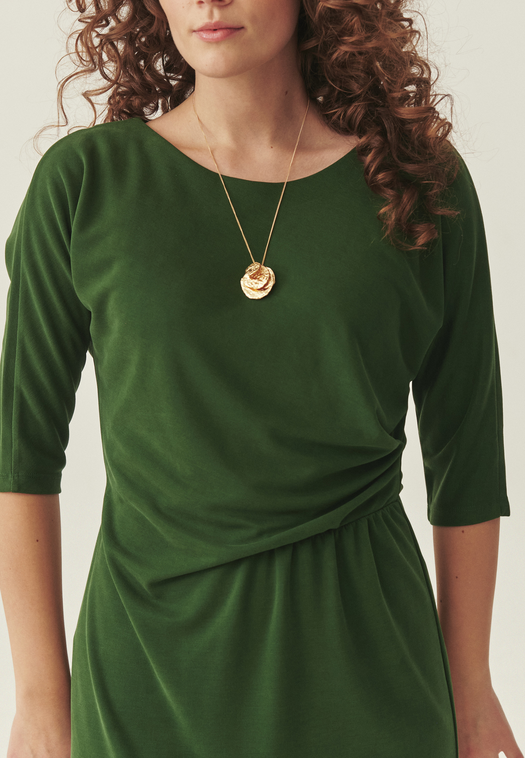 KLASYCZNA SUKIENKA Z MODALEM - NEKTA ZIELONY 2