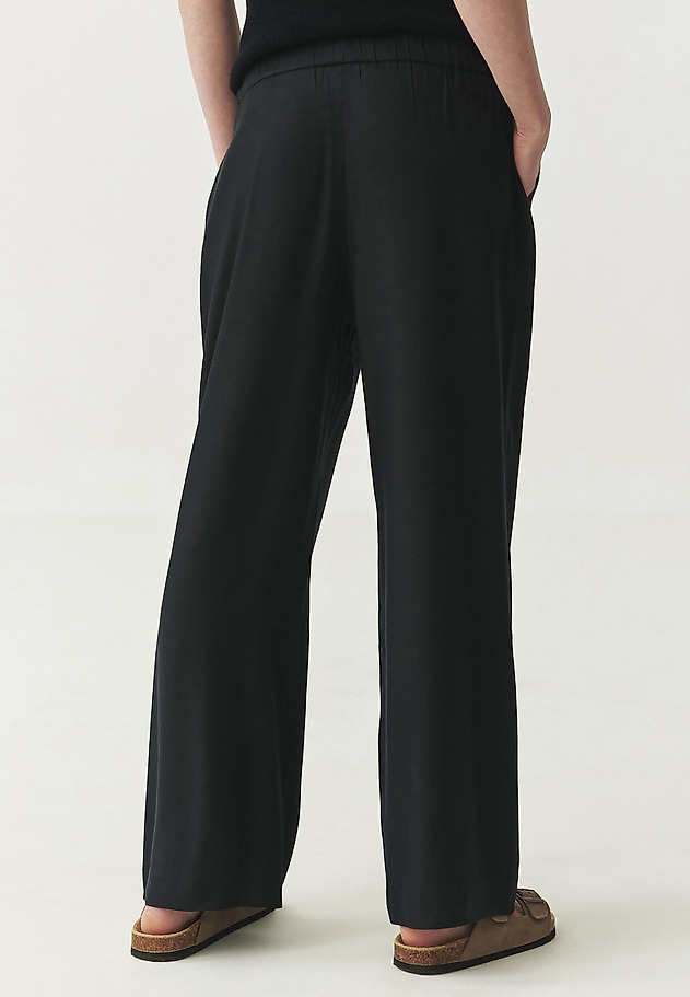 LNIANO-WISKOZOWE SPODNIE WIDE LEG — NERJA LNIANO-WISKOZOWE SPODNIE WIDE LEG — NERJA CZARNY 3