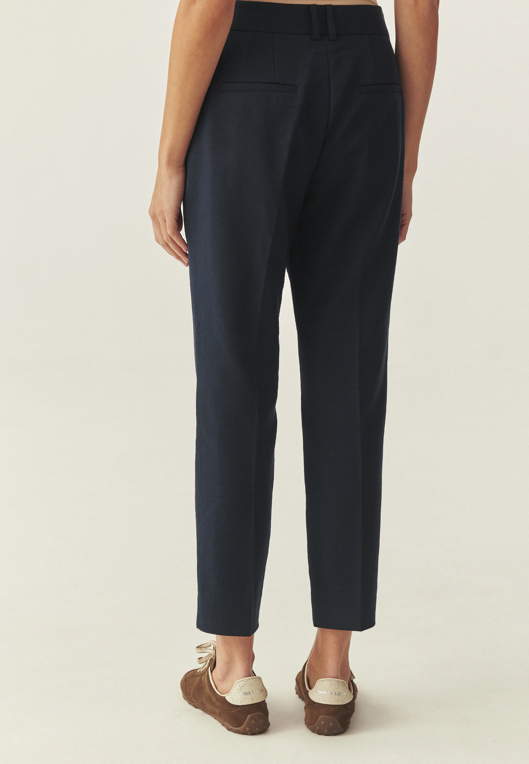 GARNITUROWE SPODNIE Z PROSTĄ NOGAWKĄ - RIMINI 1 GRANATOWY 2