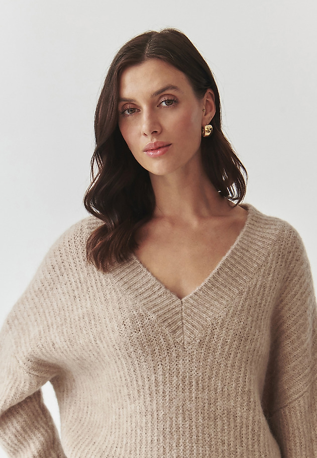 LADIES' OVERSIZE JUMPER WITH A CREW NECKLINE — ONYX LADIES' OVERSIZE JUMPER WITH A CREW NECKLINE — ONYX BEŻOWY 1