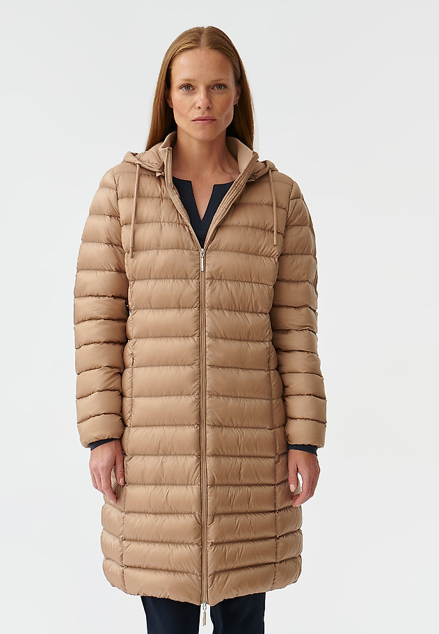 DAMSKI PRILEGAJOČI SE PUFFER PLAŠČ ATKO DAMSKI PRILEGAJOČI SE PUFFER PLAŠČ ATKO BEŽ 3