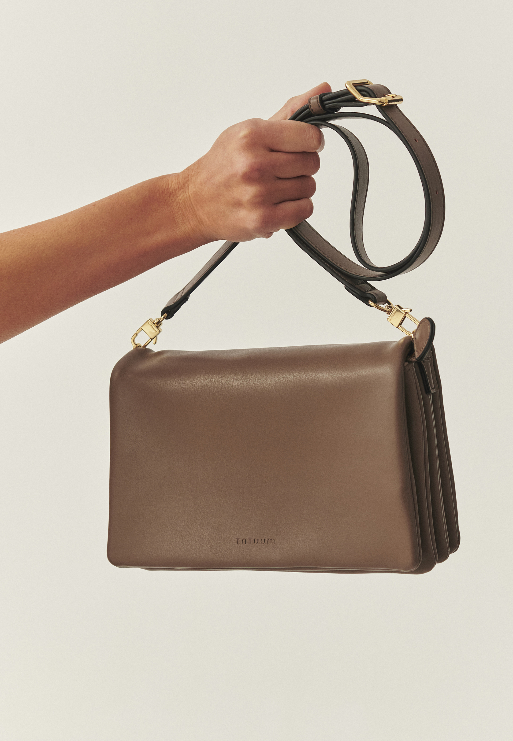 MAŁA TORBA DAMSKA - CARESSA