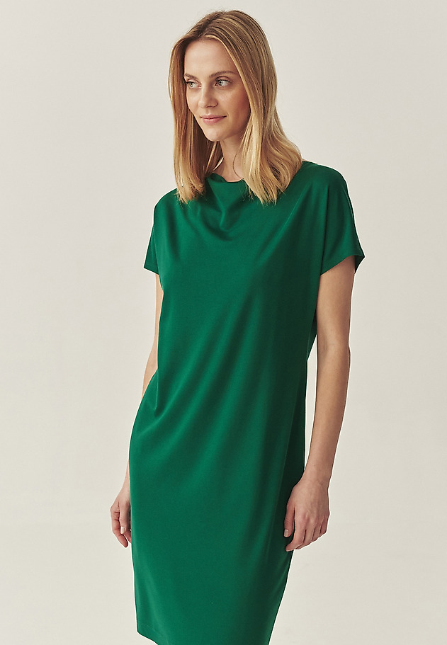 ROCHIE TRICOTATĂ CU DECOLTEU ÎN CADRĂ - ZORIMAX ROCHIE TRICOTATĂ CU DECOLTEU ÎN CADRĂ - ZORIMAX VERDE 1