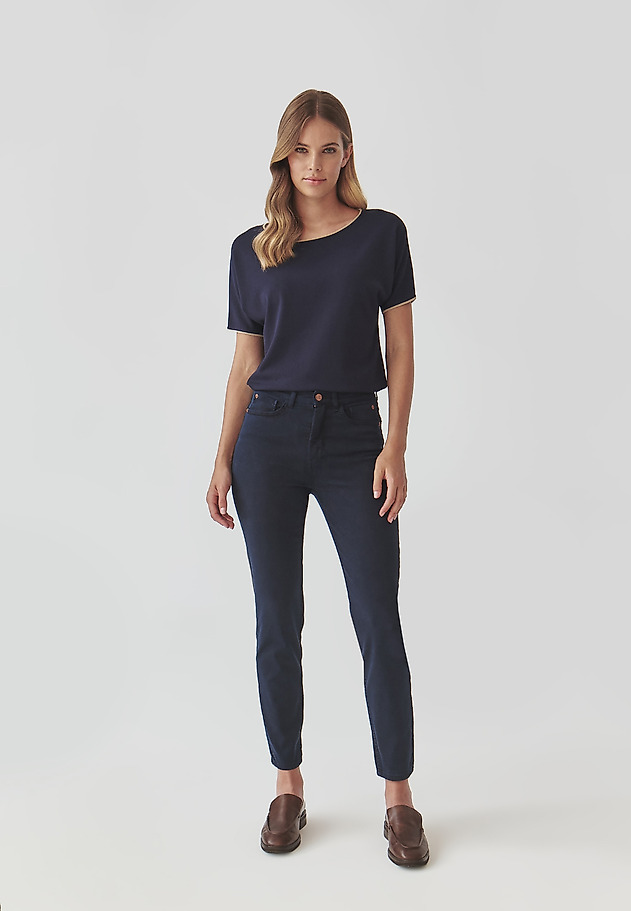 LADIES’ FITTED TROUSERS - ROMIKI 1 LADIES’ FITTED TROUSERS - ROMIKI 1 GRANATOWY 1