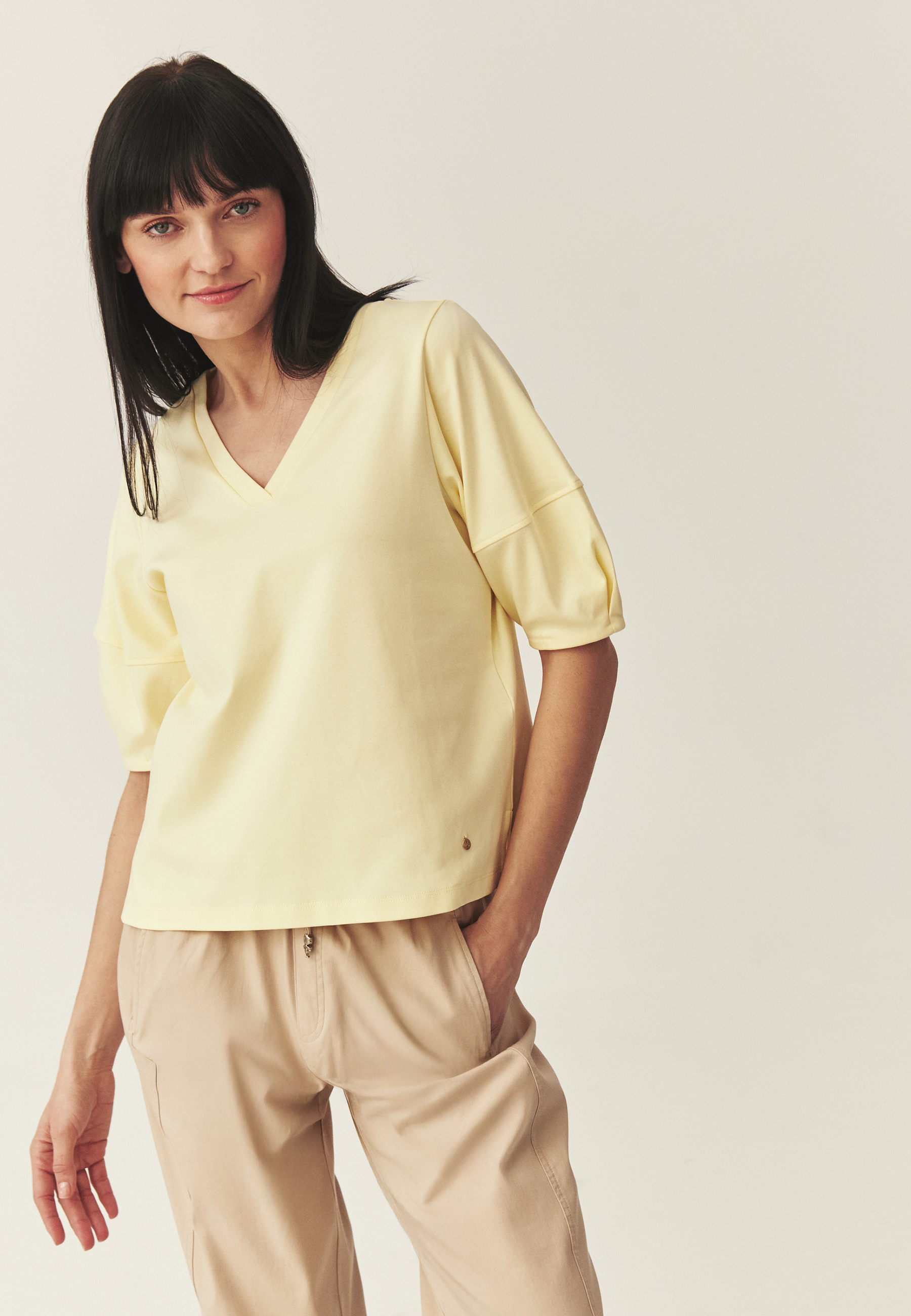 BLÚZKA S BALÓNOVÝMI RUKÁVMI – BEESA 1