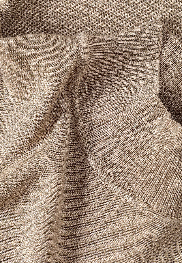 LADIES' JUMPER WITH TURTLENECK AND SHINY YARN — LU 3 LADIES' JUMPER WITH TURTLENECK AND SHINY YARN — LU 3 ŻÓŁTY 6