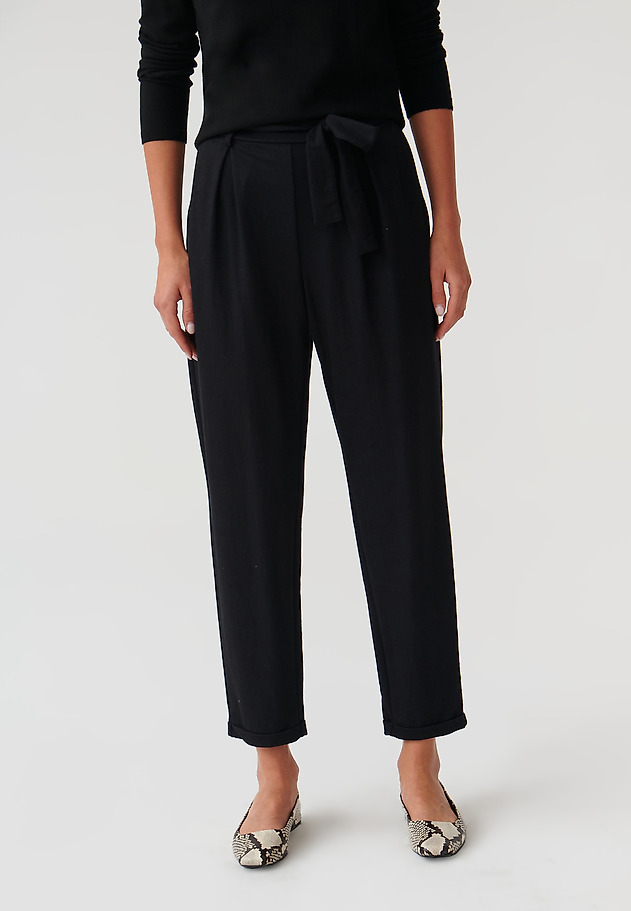 LADIES' TROUSERS WITH A FASTENING ZAMIRIA LADIES' TROUSERS WITH A FASTENING ZAMIRIA CZARNY 2