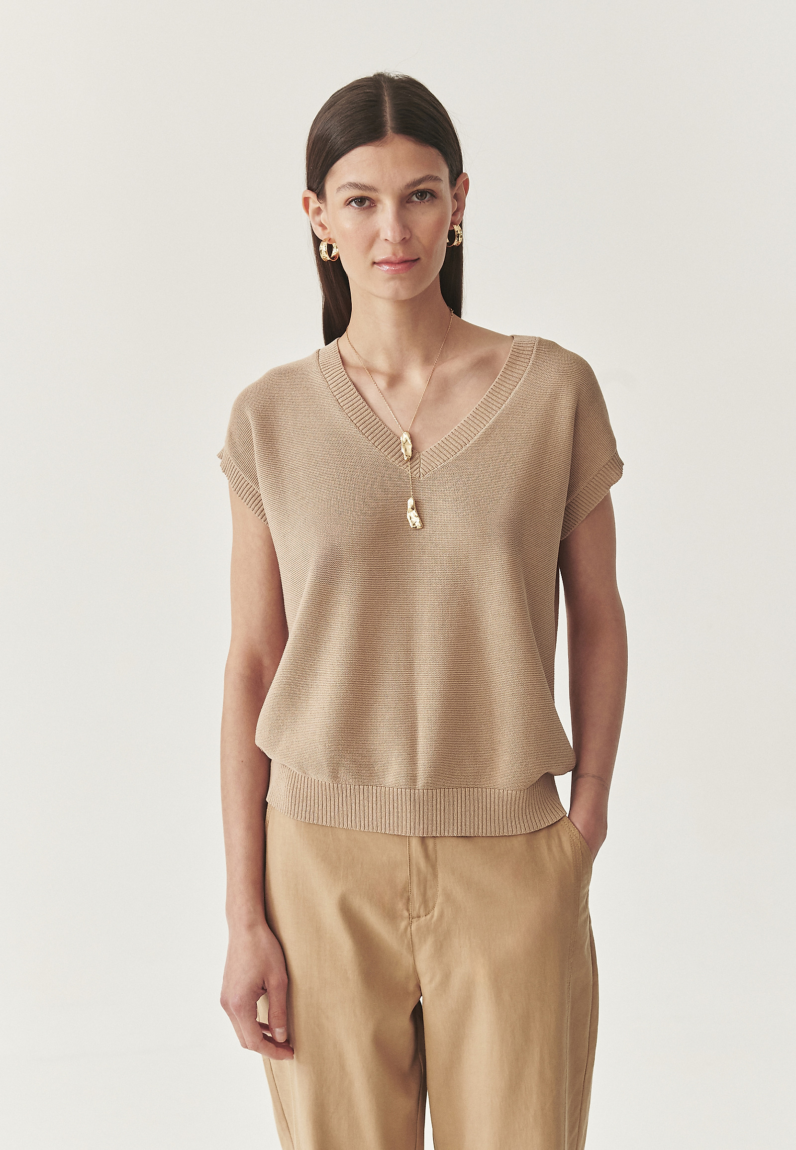 CLASSIC BLOUSE KÉNYELMES FAGYIANYAGBÓL - EZALJA CLASSIC BLOUSE KÉNYELMES FAGYIANYAGBÓL - EZALJA BÉZS 113379