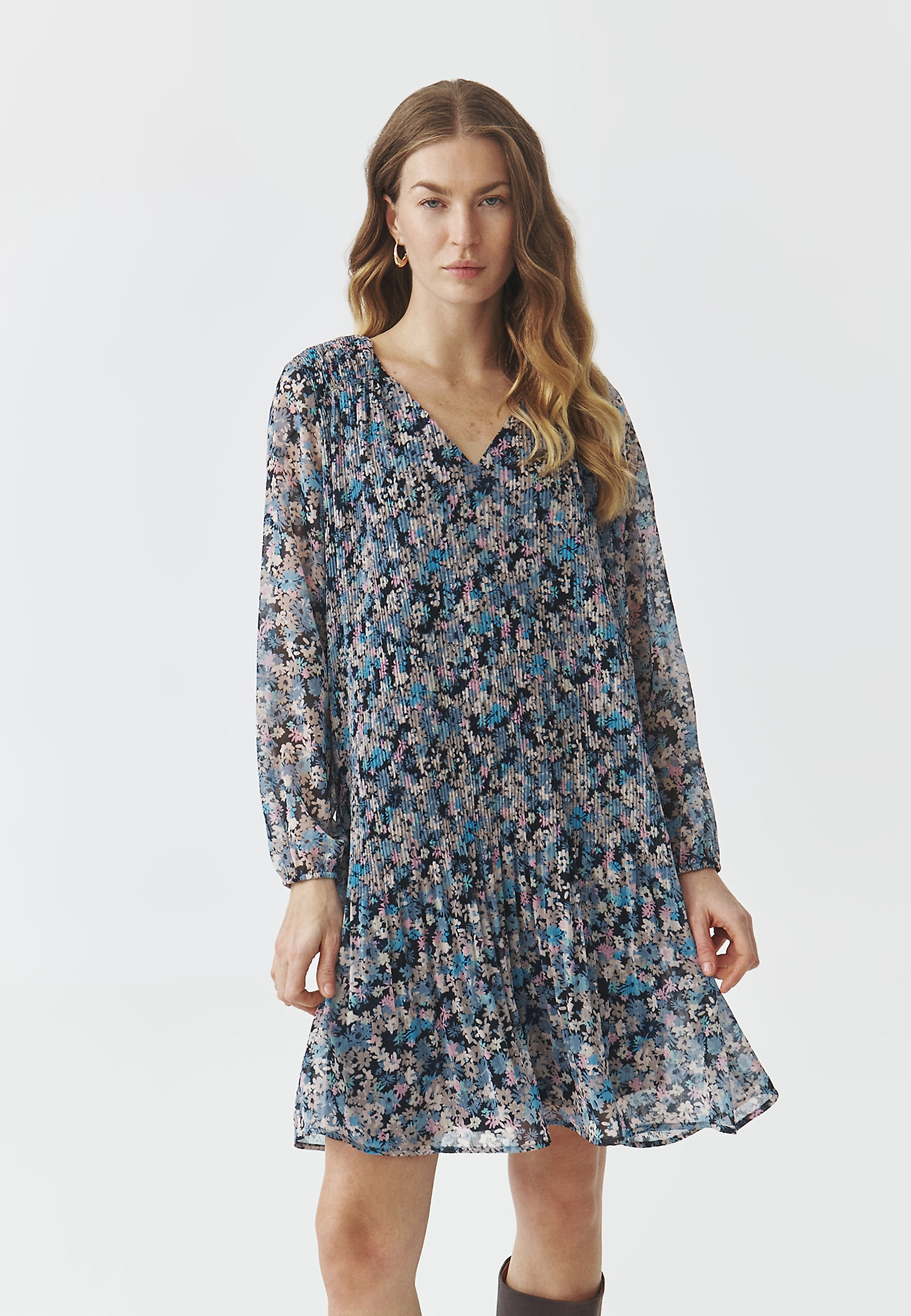 RÖVID RUHA SIFON ANYAGBÓL — SANTE RÖVID RUHA SIFON ANYAGBÓL — SANTE TÖBBSZÍNŰ 108333
