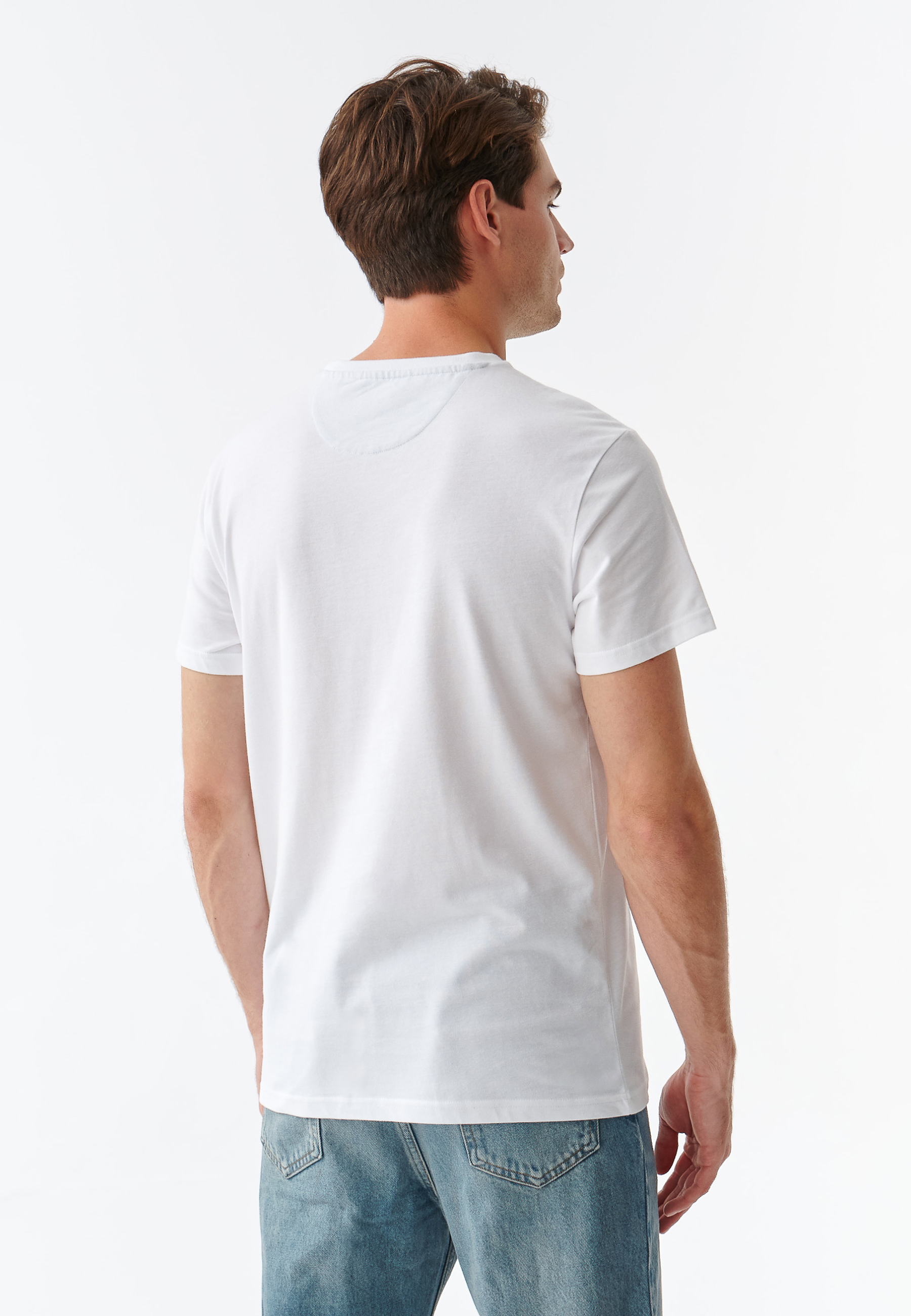 PÁNSKÉ TRIČKO S VÝŠIVKOU MEDVÍDKA UŠÁČKA MIKIN