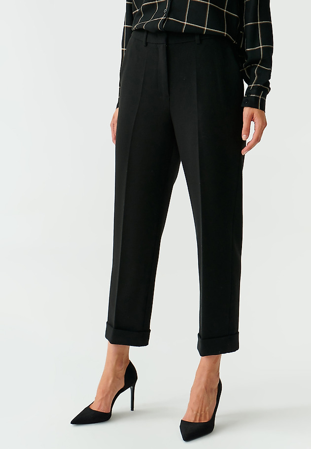 LADIES’ ANKLE-LENGTH TROUSERS ULIXO LADIES’ ANKLE-LENGTH TROUSERS ULIXO CZARNY 2