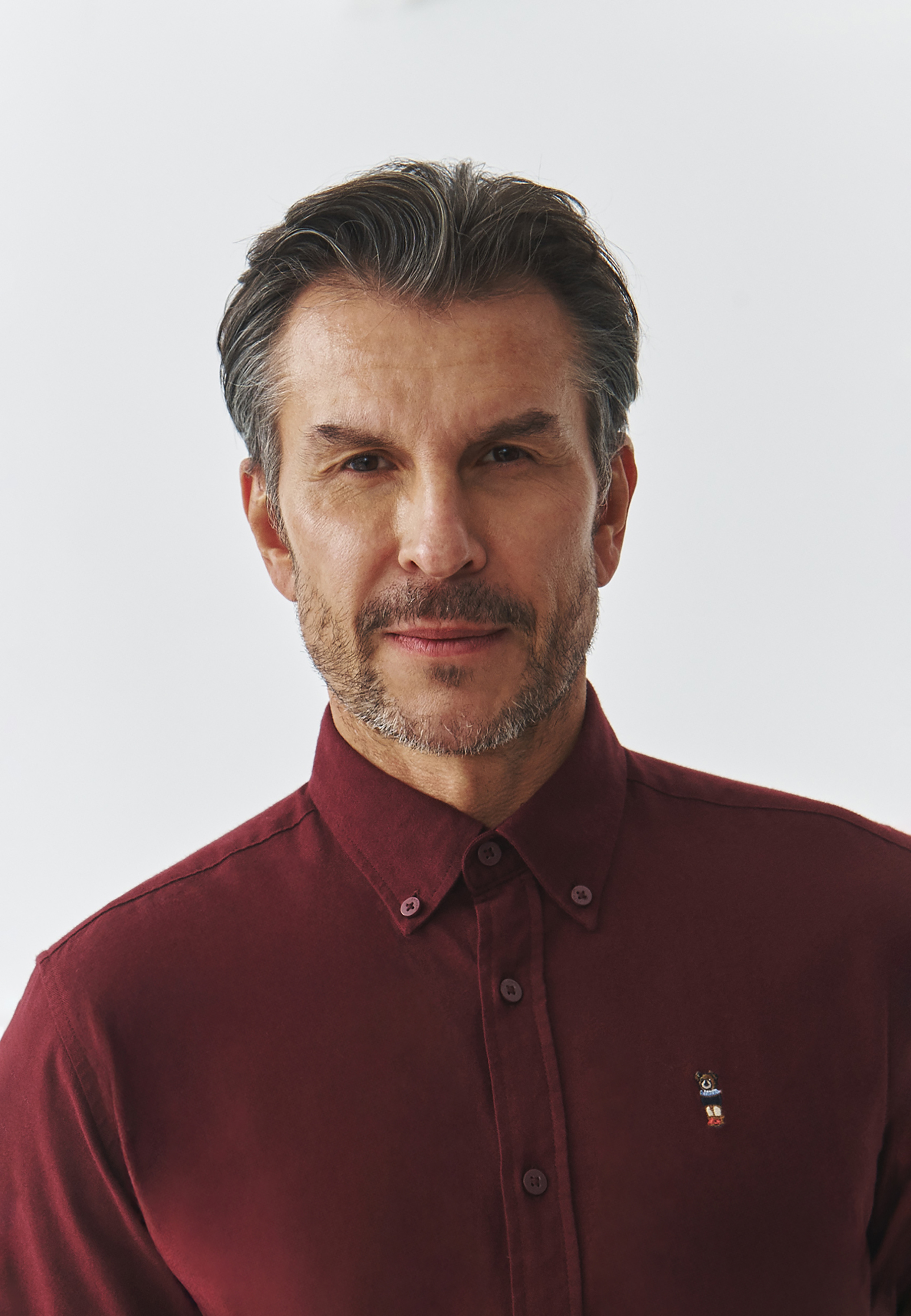 BAWEŁNIANA KOSZULA MĘSKA O DOPASOWANYM KROJU — MARCO 5 CZERWONY 2