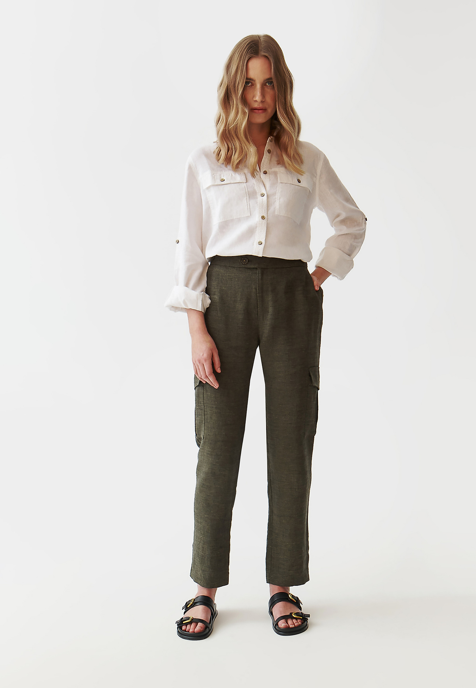 PANTALONI DE DAMĂ, DIN IN, CU BUZUNARE ÎNCĂPĂTOARE - ALTI 1 PANTALONI DE DAMĂ, DIN IN, CU BUZUNARE ÎNCĂPĂTOARE - ALTI 1 VERDE 96971