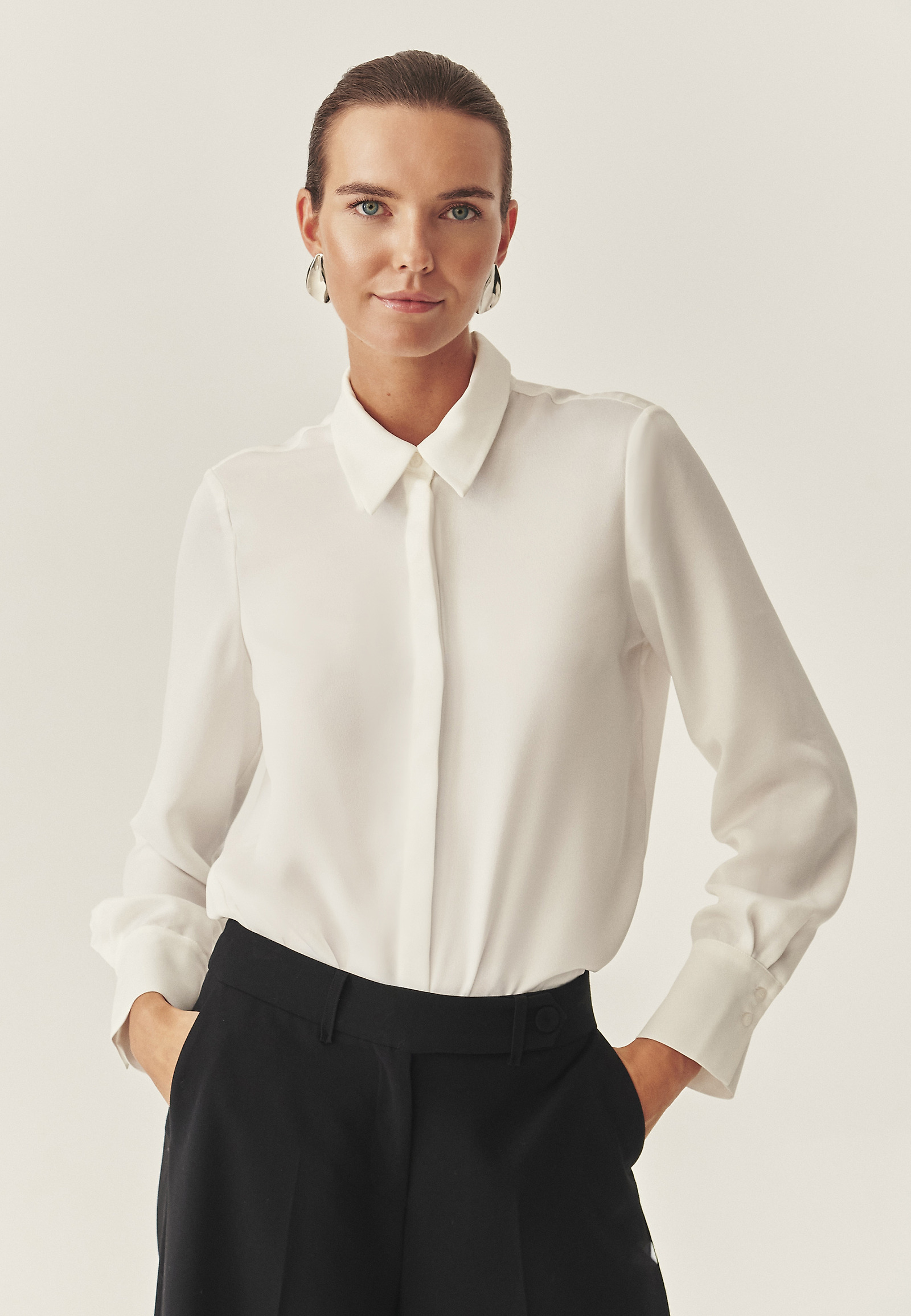 WOVEN SHIRT WITH FLORAL DETAILS - CRISTAL WOVEN SHIRT WITH FLORAL DETAILS - CRISTAL ECRU 118307