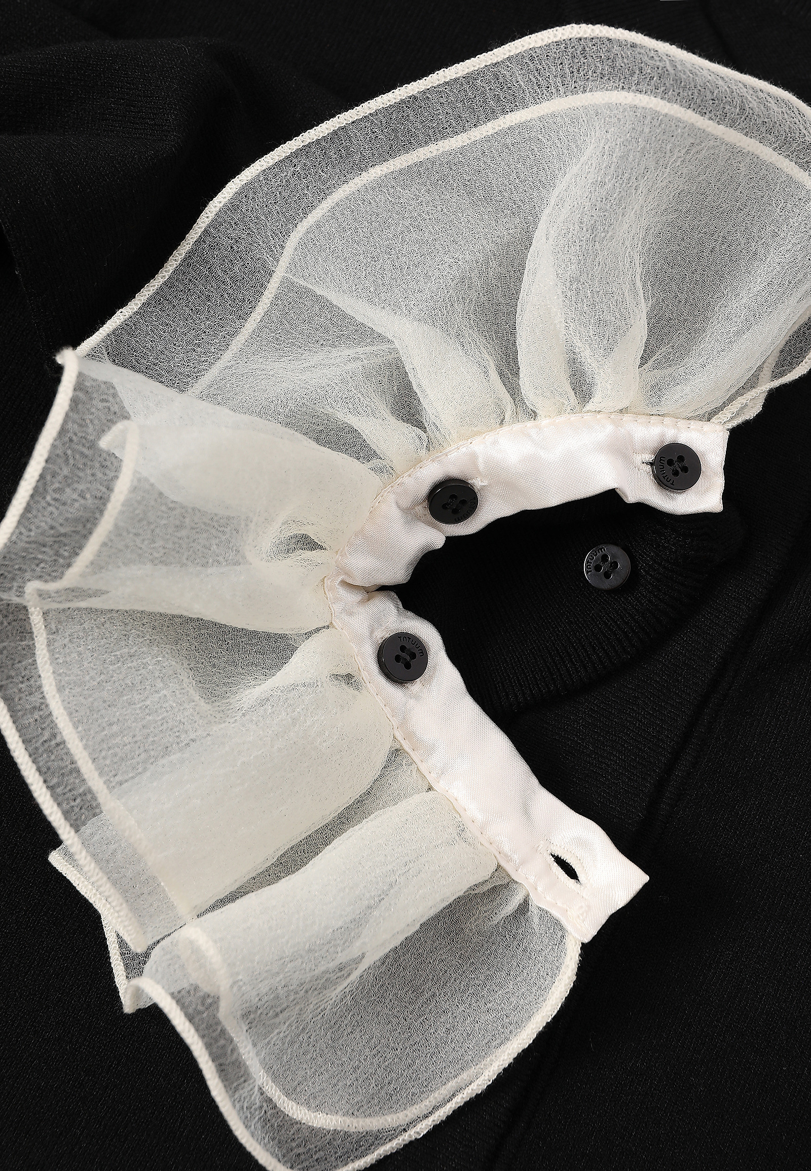 SWETER DAMSKI Z ODPINANYM MANKIETEM - ELIZABETH SWETER DAMSKI Z ODPINANYM MANKIETEM - ELIZABETH CZARNY 116693