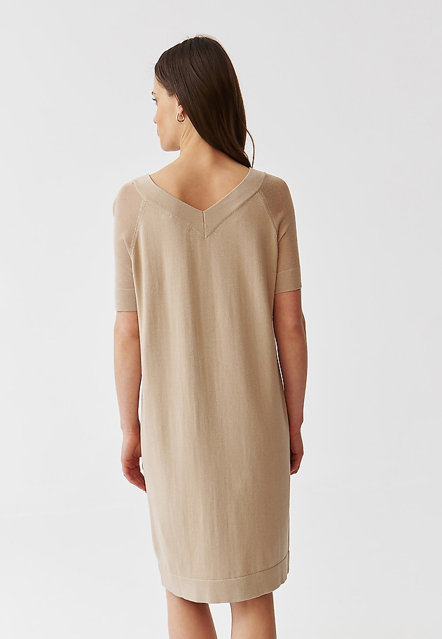 LADIES’ SHIMMER DRESS MADE FROM LUREX YARN - TAYA LADIES’ SHIMMER DRESS MADE FROM LUREX YARN - TAYA BEŻOWY 3