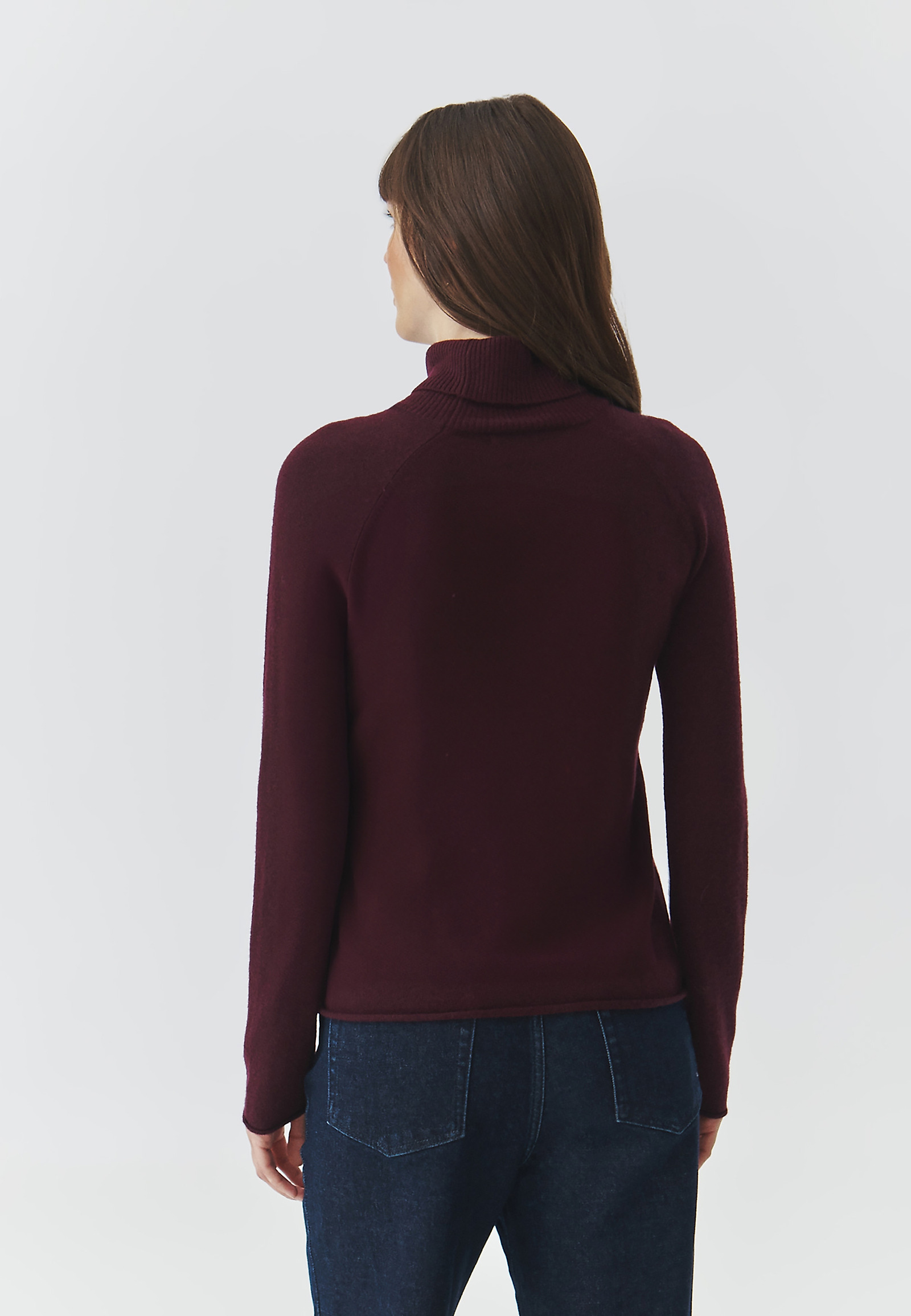 LADIES' WOOLLEN TURTLENECK JUMPER — KONGA LADIES' WOOLLEN TURTLENECK JUMPER — KONGA PURPLE 101927