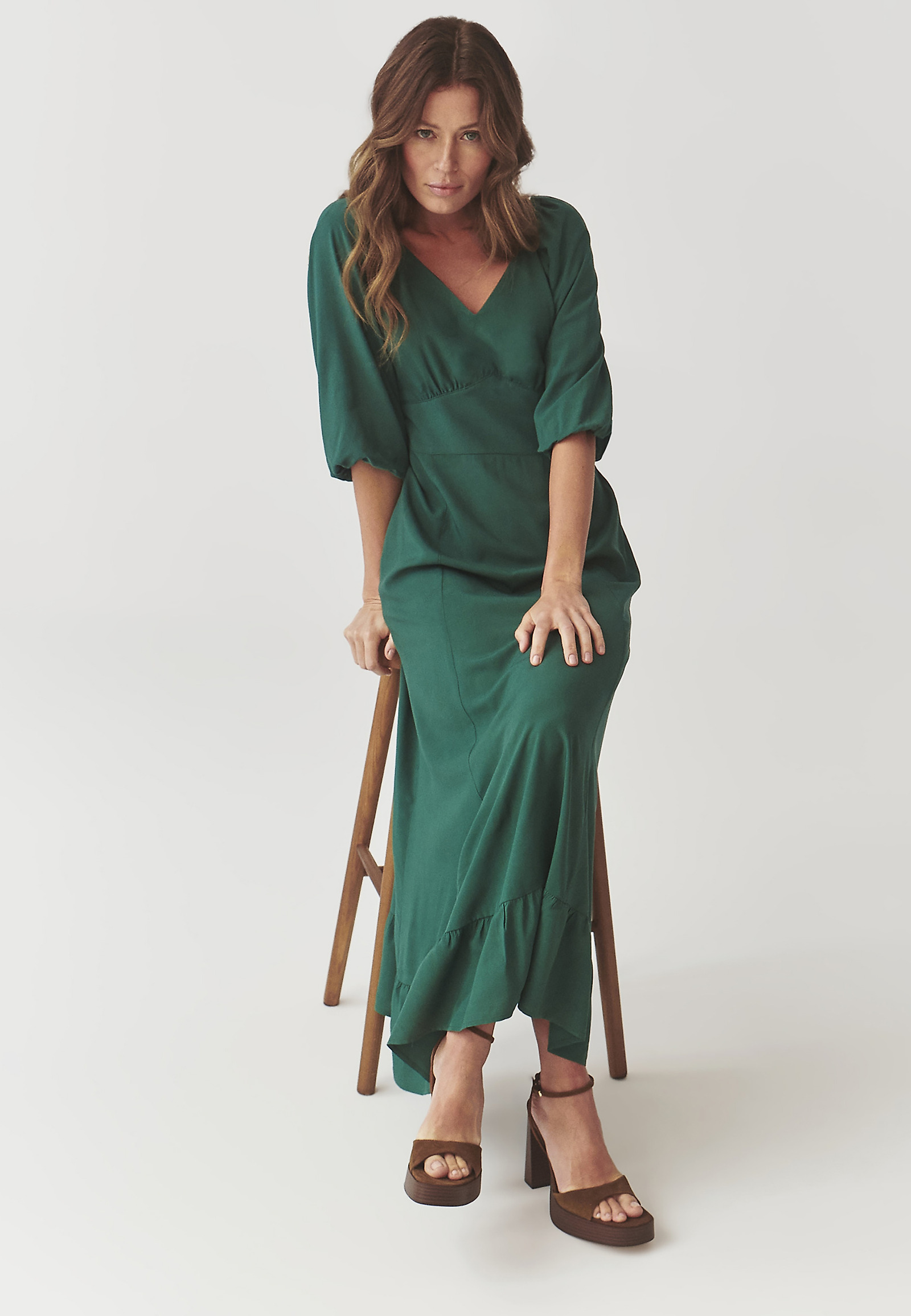 LADIES’ MAXI DRESS WITH A FRILL - KONKIRO LADIES’ MAXI DRESS WITH A FRILL - KONKIRO GREEN 98162