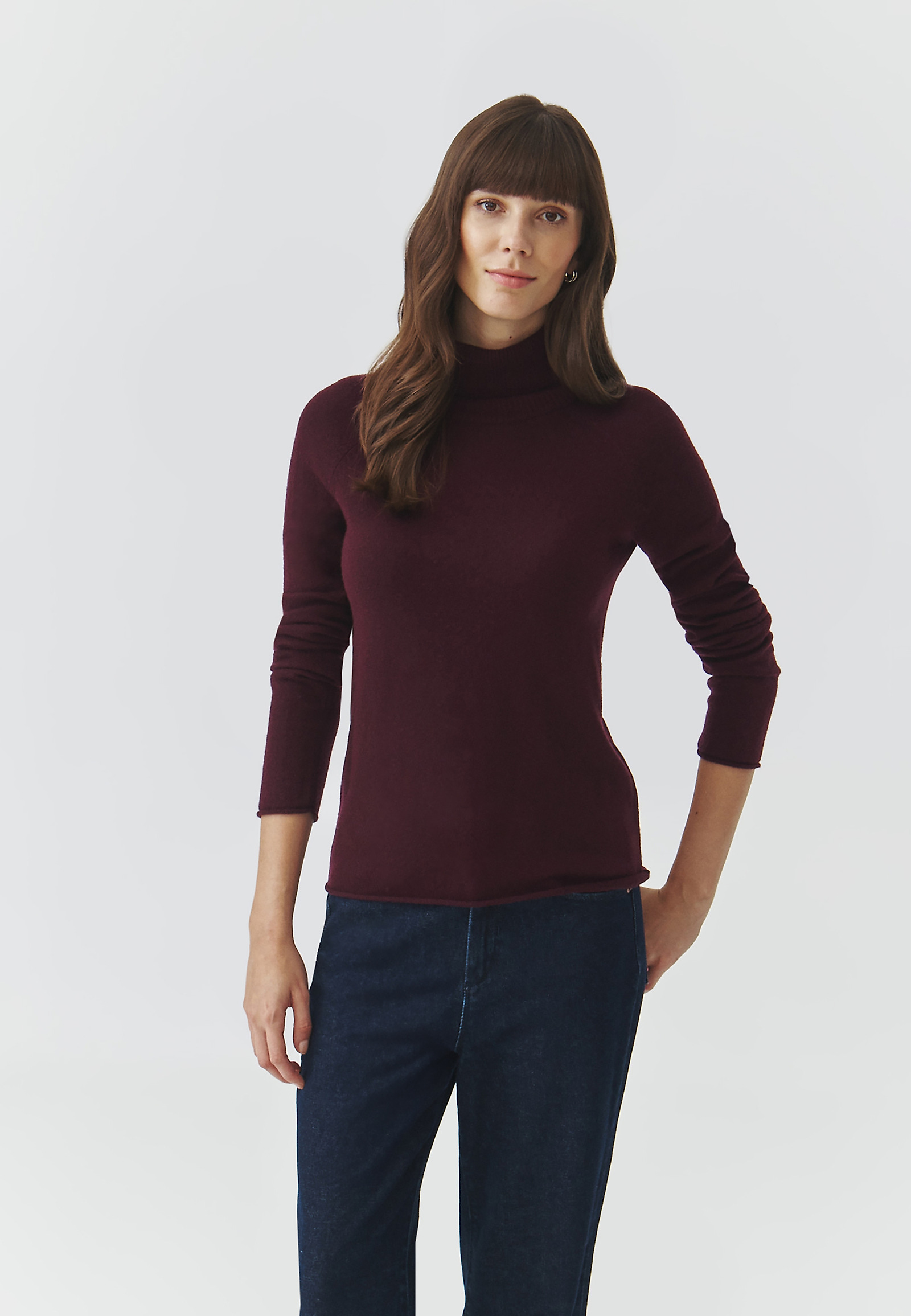 LADIES' WOOLLEN TURTLENECK JUMPER — KONGA LADIES' WOOLLEN TURTLENECK JUMPER — KONGA PURPLE 101925