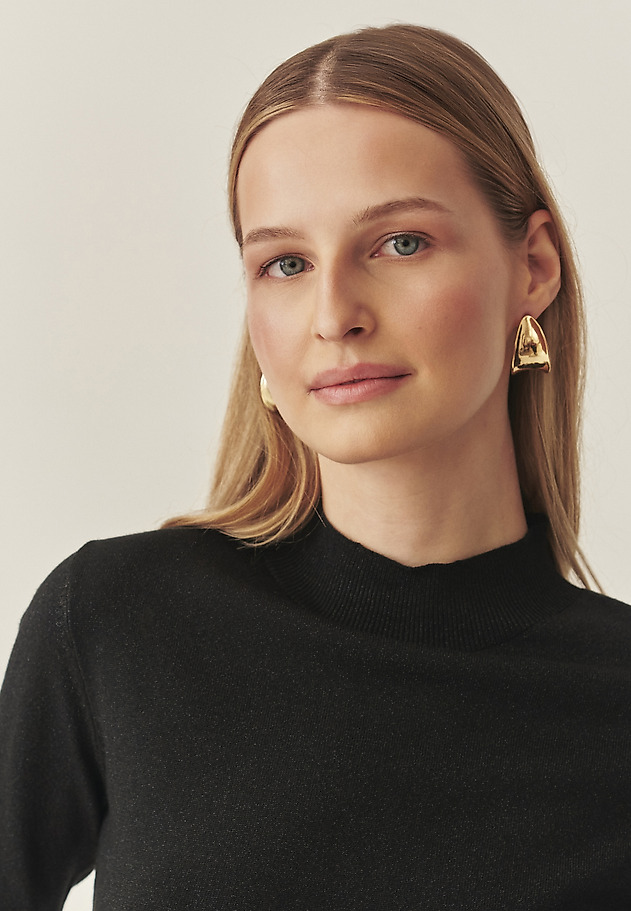 KLASICKÝ SVETR S METALICKÝM VLÁKNEM - LULU 2 KLASICKÝ SVETR S METALICKÝM VLÁKNEM - LULU 2 ČERNÁ 4