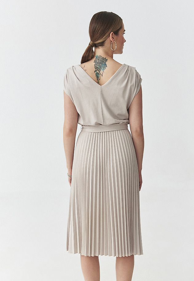 KNITTED DRESS WITH GLITTER ACCENT — LURI KNITTED DRESS WITH GLITTER ACCENT — LURI BEŻOWY 3