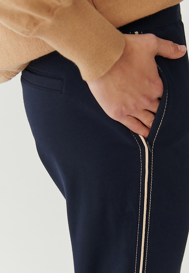 LADIES’ TROUSERS WITH CONTRASTING STRIPES - LAMIKO 1 LADIES’ TROUSERS WITH CONTRASTING STRIPES - LAMIKO 1 NAVY BLUE 4