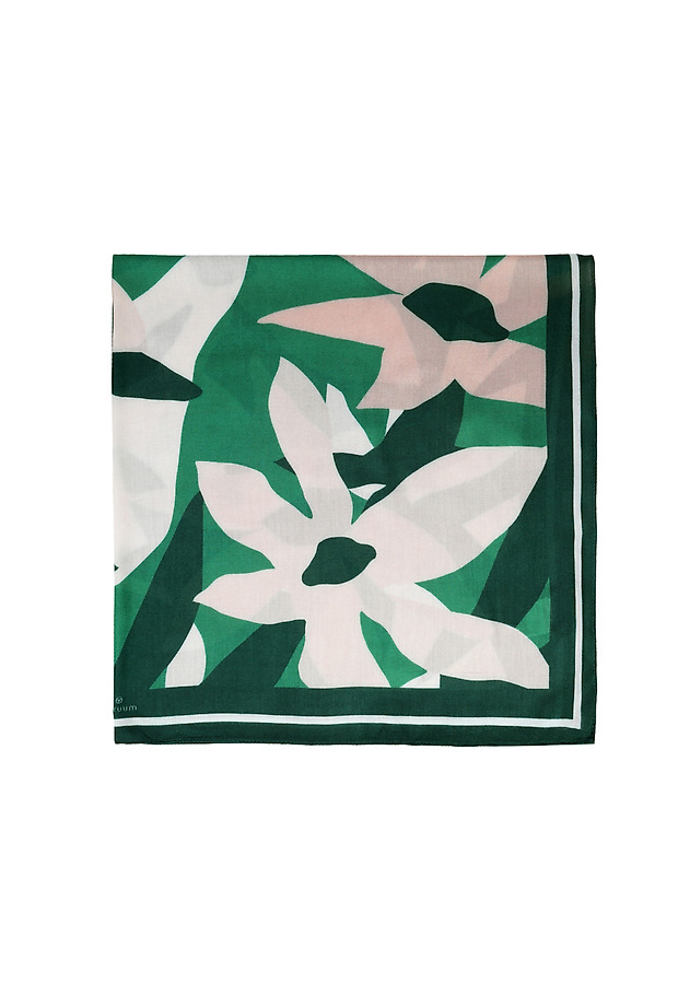 EȘARFĂ DE DAMĂ, UȘOARĂ, CU MOTIV FLORAL — KIMA 2 EȘARFĂ DE DAMĂ, UȘOARĂ, CU MOTIV FLORAL — KIMA 2 MULTICOLOR 2