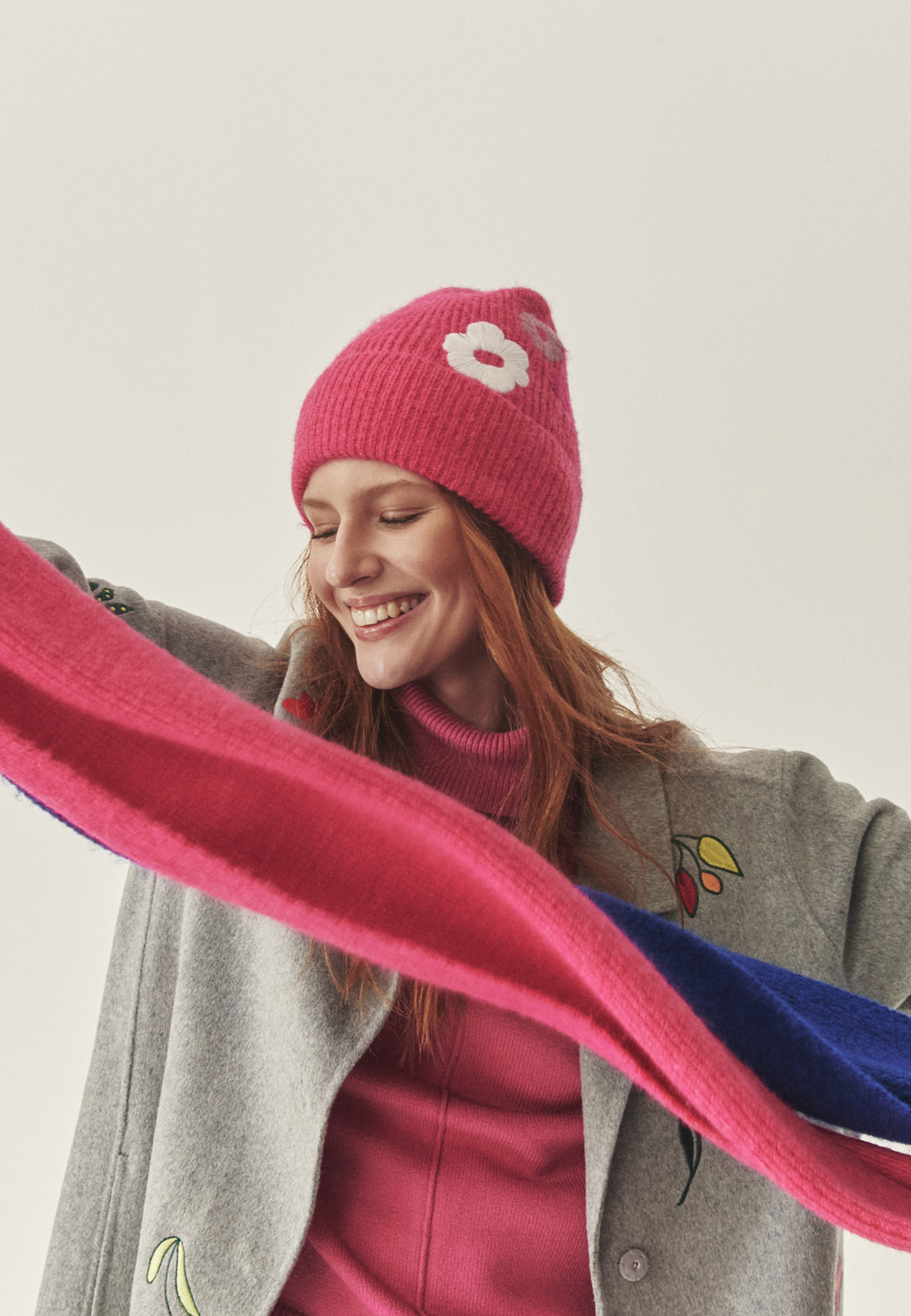 RŮŽOVÁ ČEPICE S PŘÍMĚSÍ VLNY – RUZI RŮŽOVÁ 2