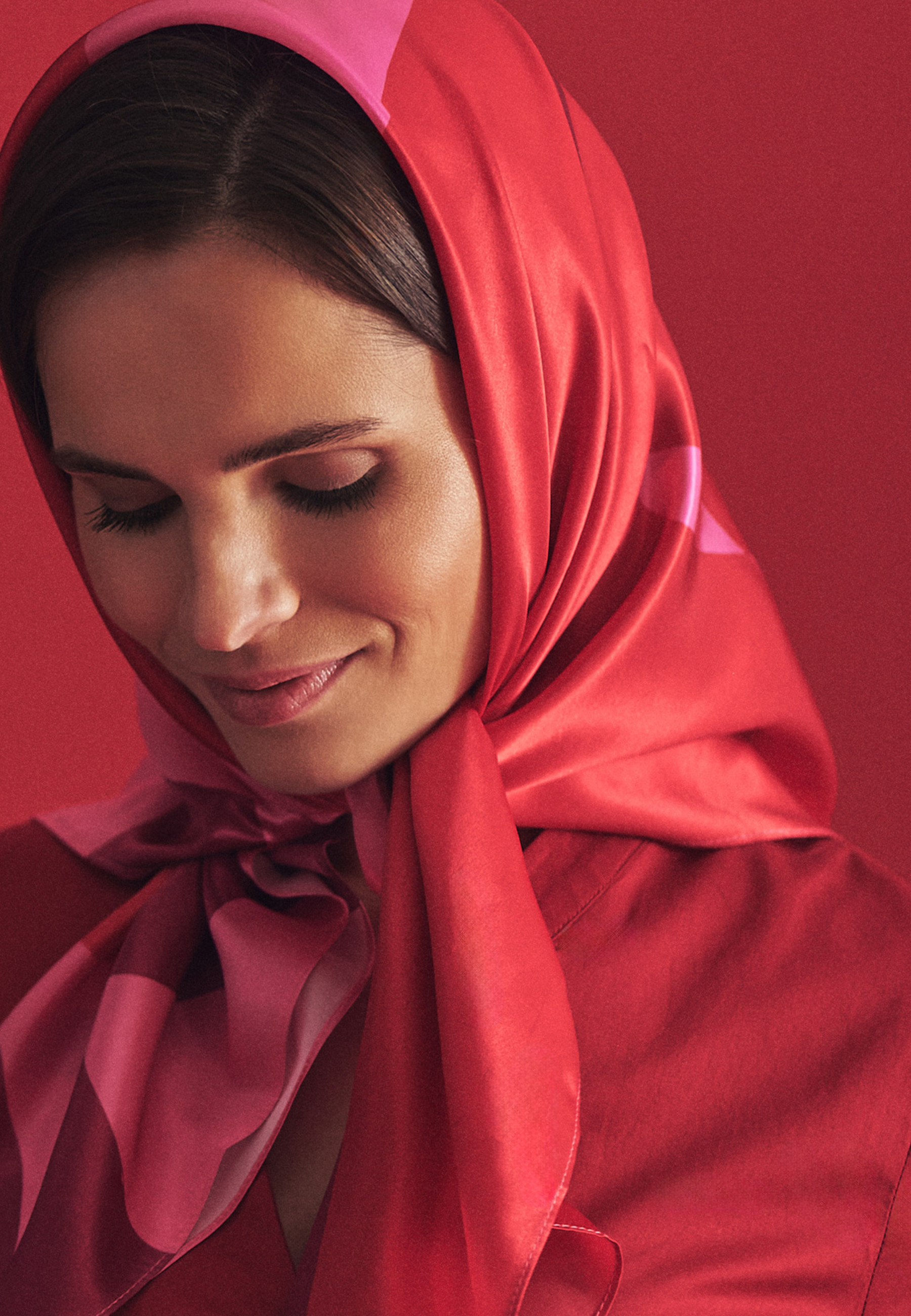 JEDWABNA CHUSTA W SERCA - LUMILA