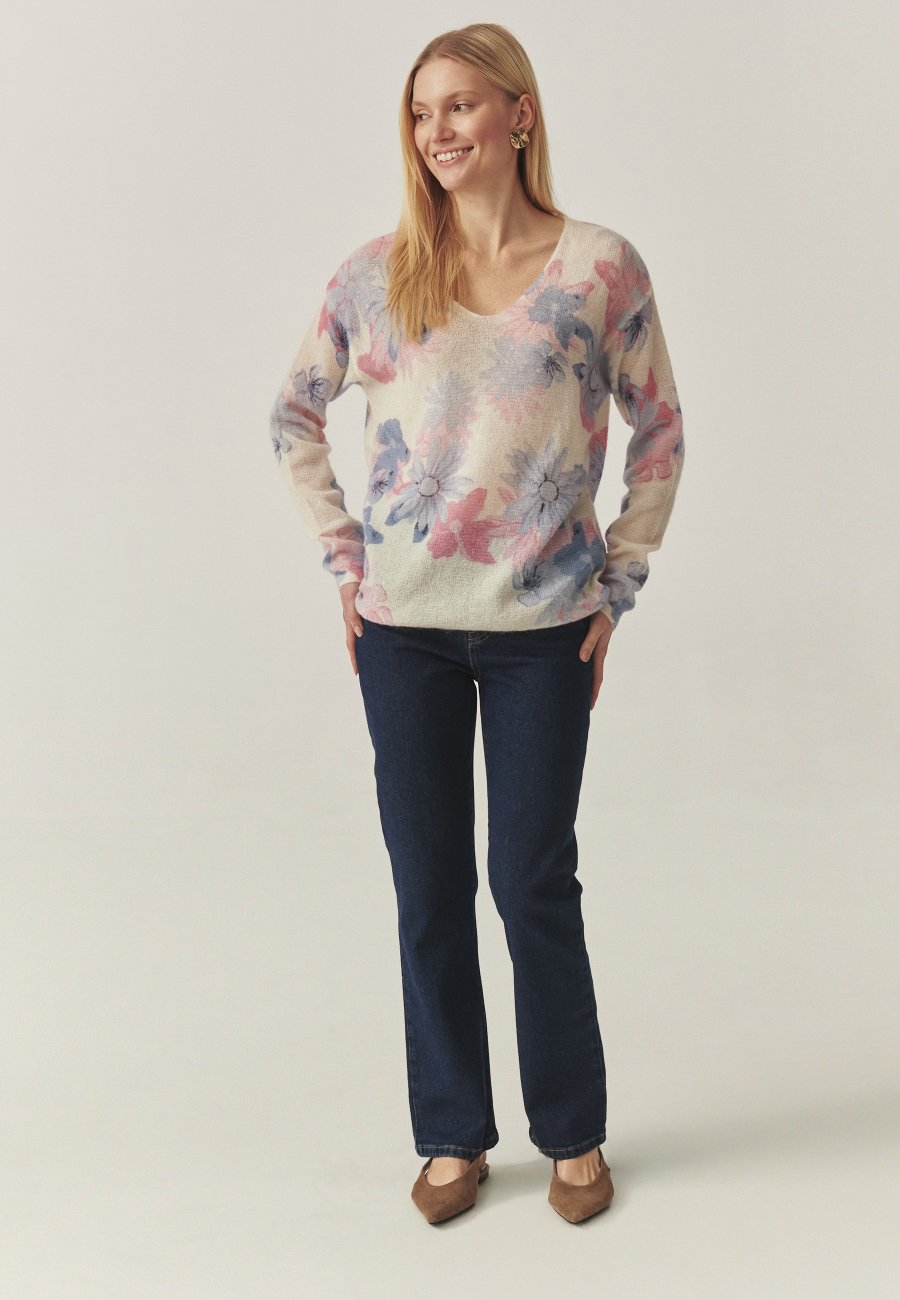 PULOVER CU IMPRIMEU FLORAL — SOLO MULTICOLOR 2