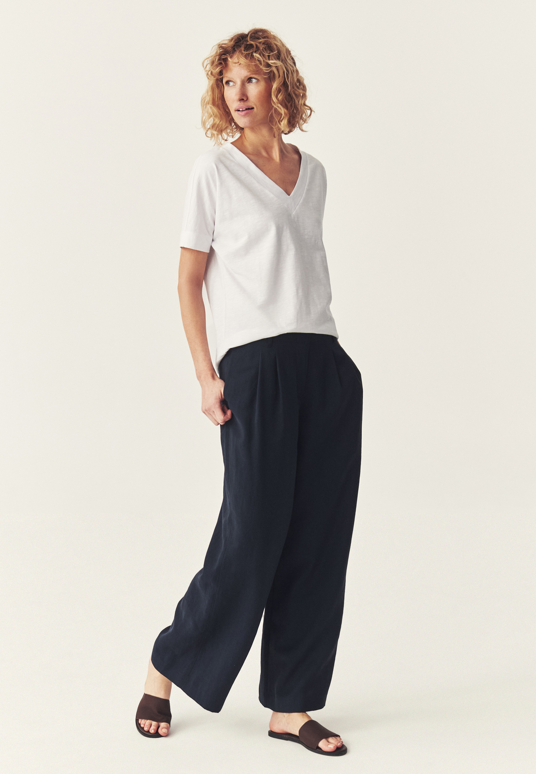 LÁTKOVÉ NOHAVICE S VISKÓZOU – ZAROKINE