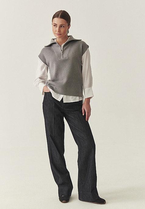 DENIMOWE SPODNIE Z WYDŁUŻONĄ NOGAWKĄ - MOSS DENIMOWE SPODNIE Z WYDŁUŻONĄ NOGAWKĄ - MOSS