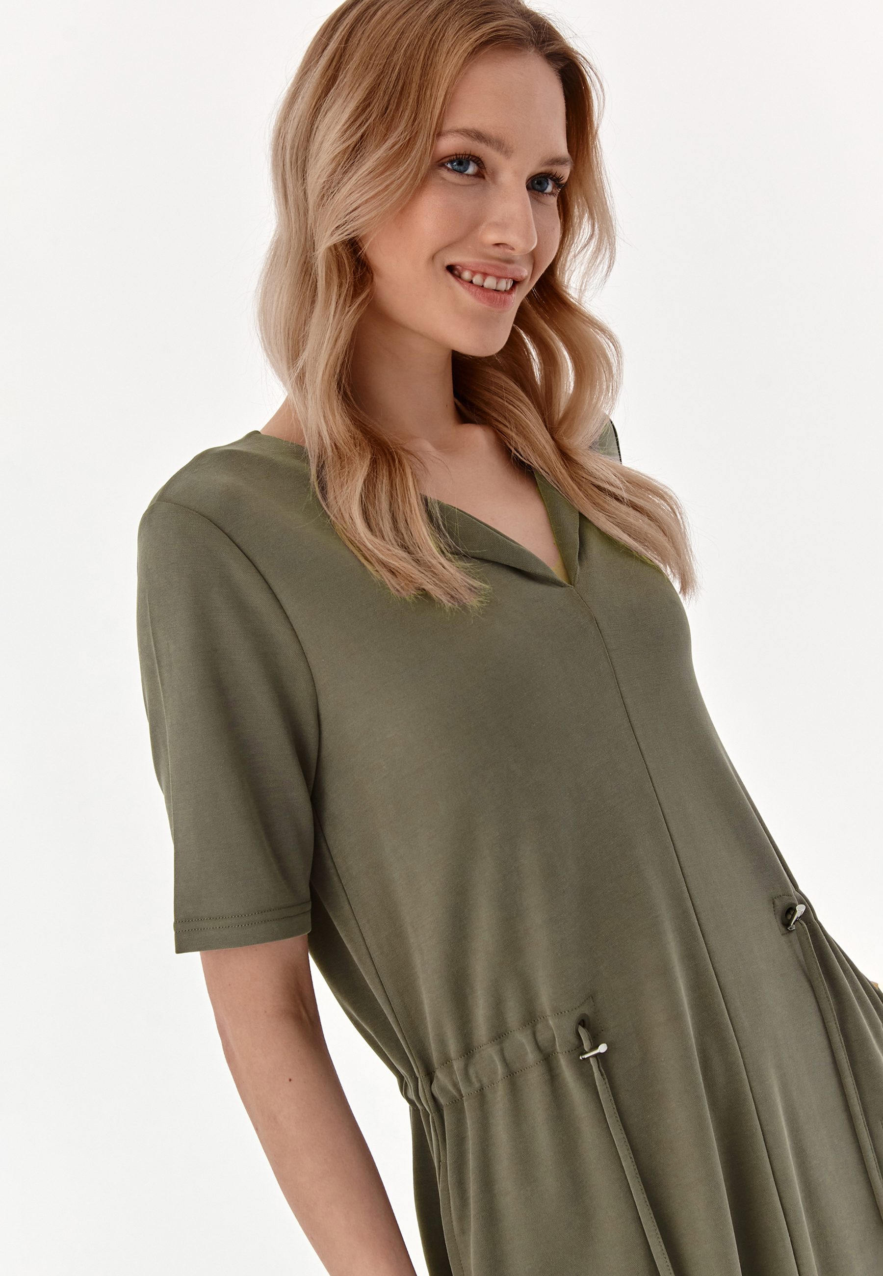 dámske šaty úpletové KONOMO