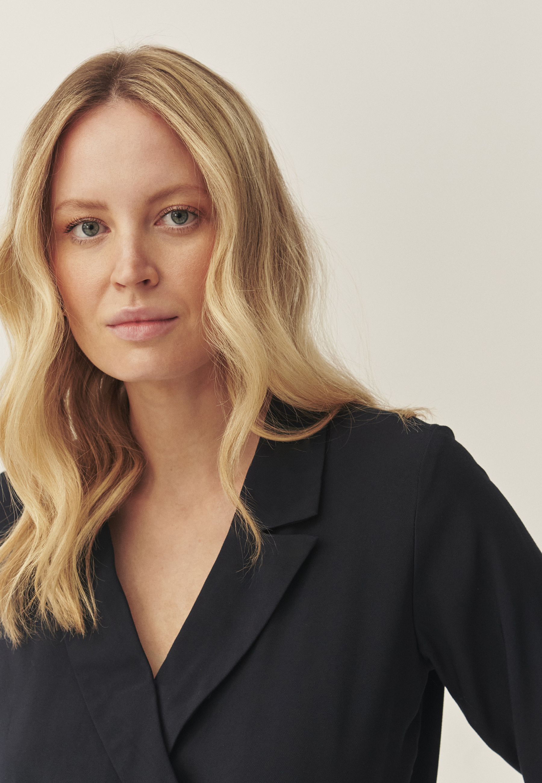 ROCHIE DIN ȚESĂTURĂ CU CROIALĂ TIP CREION - TIZANA BLEUMARIN 2