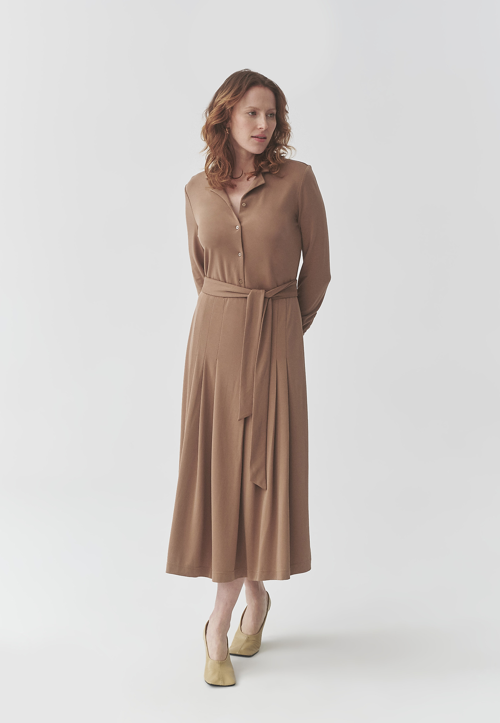 KARAMELLA MIDI RUHA ÖVVEL - SANDY KARAMELLA MIDI RUHA ÖVVEL - SANDY BÉZS 106988