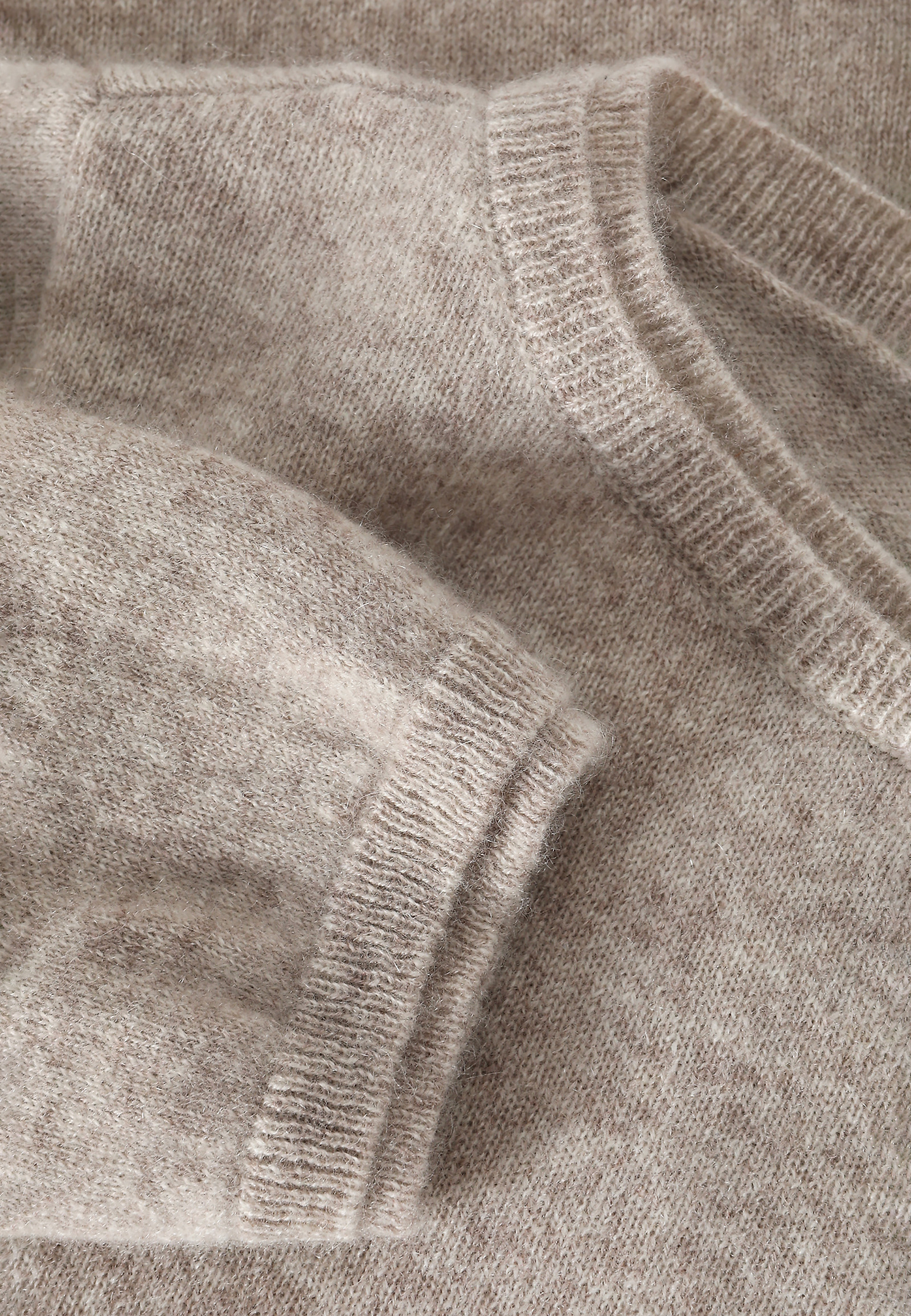 CASHMERE LADIES' JUMPER WITH BOAT NECKLINE — LEMON CASHMERE LADIES' JUMPER WITH BOAT NECKLINE — LEMON BEIGE 101766