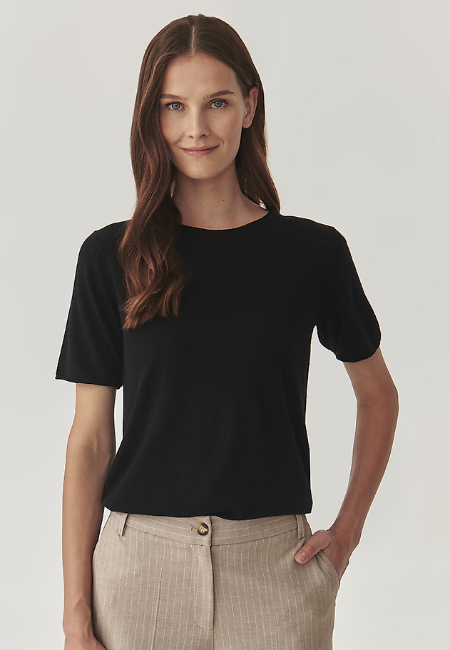 RELAXED LADIES’ BLOUSE WITH SHORT SLEEVES - MASHA RELAXED LADIES’ BLOUSE WITH SHORT SLEEVES - MASHA BLACK 1