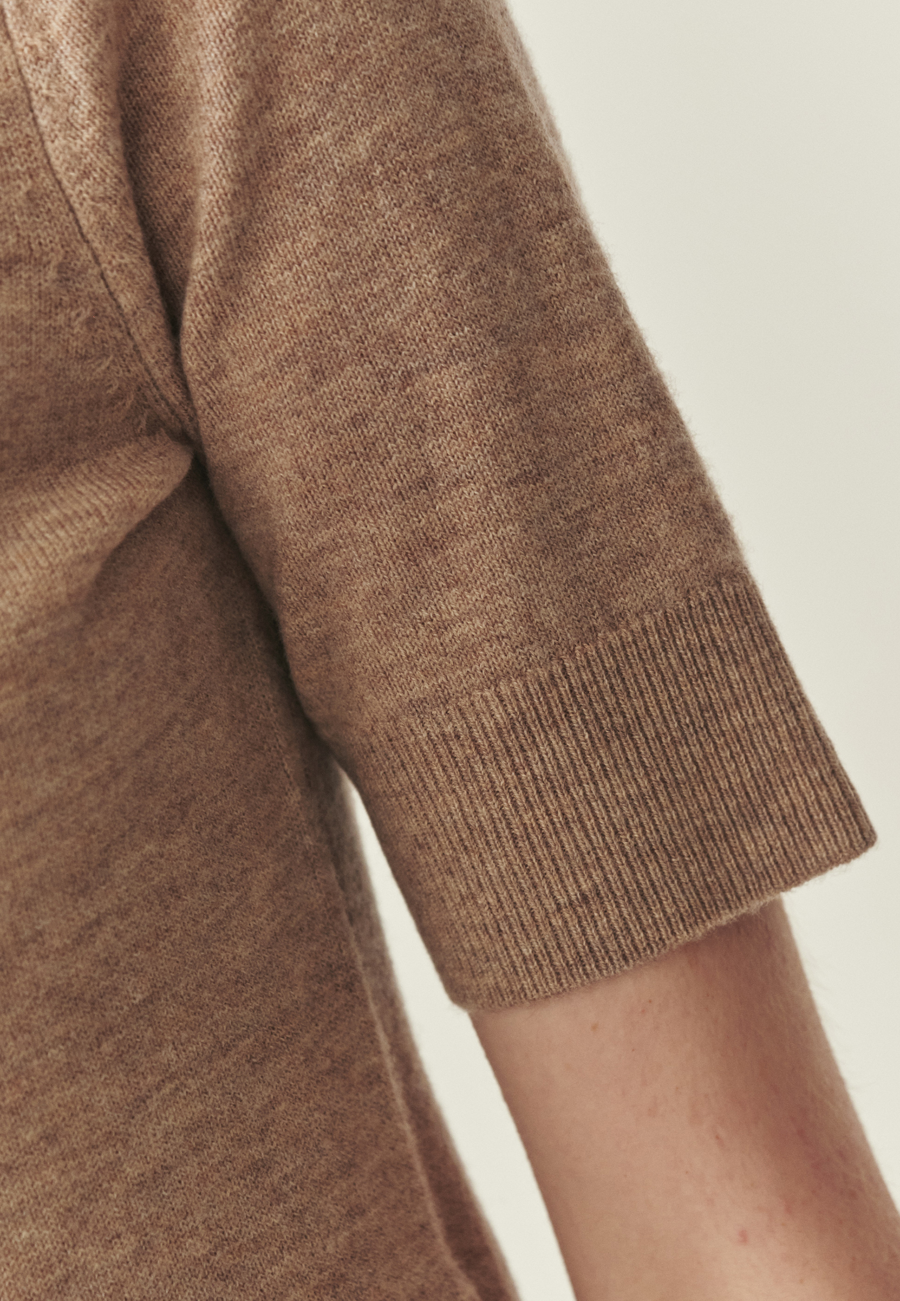 WEŁNIANY SWETER Z GOLFEM - LU BEŻOWY 2