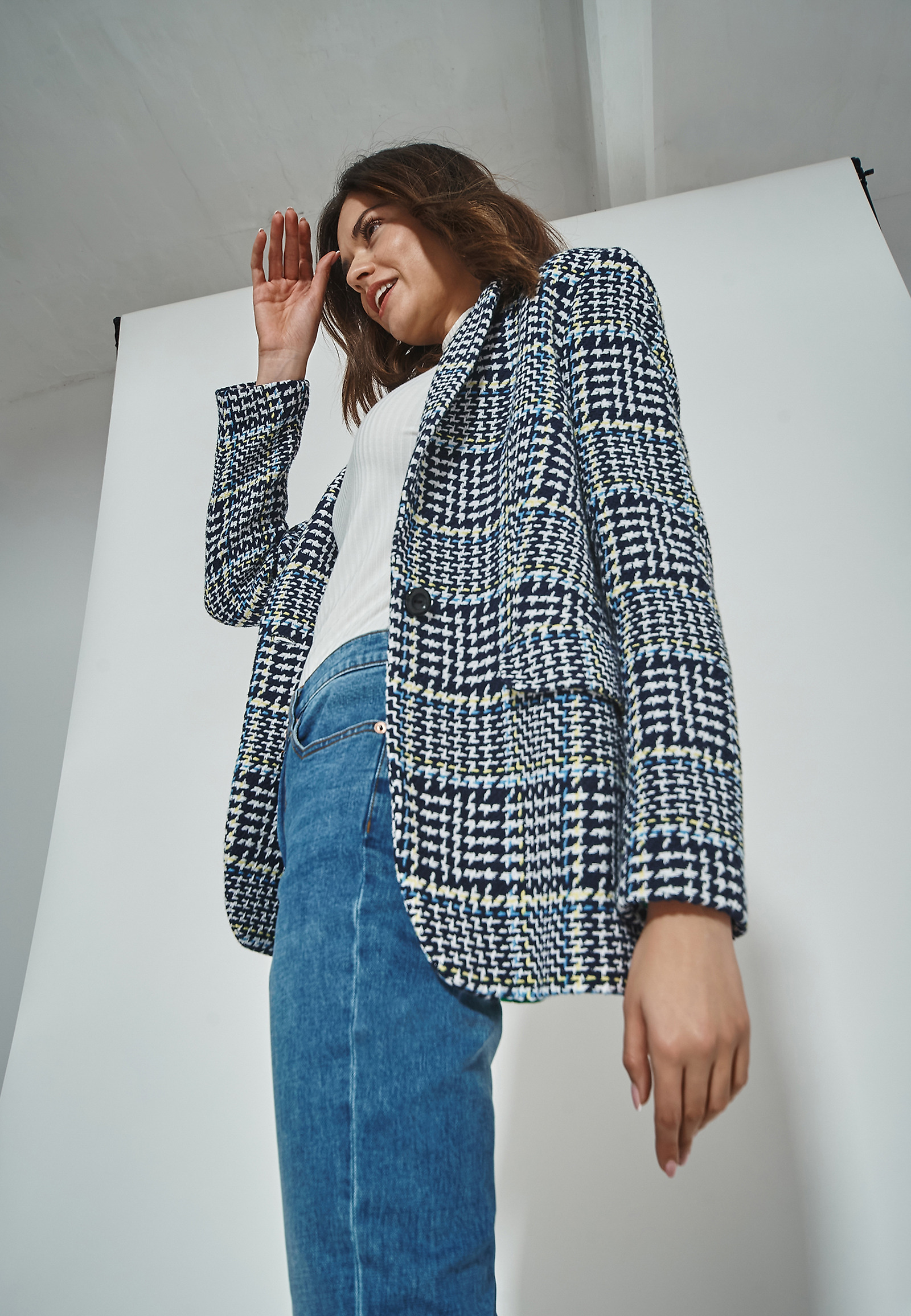 DÁMSKÉ KAROVANÉ SAKO ALESANDRIA DÁMSKÉ KAROVANÉ SAKO ALESANDRIA VÍCEBAREVNÝ 74919