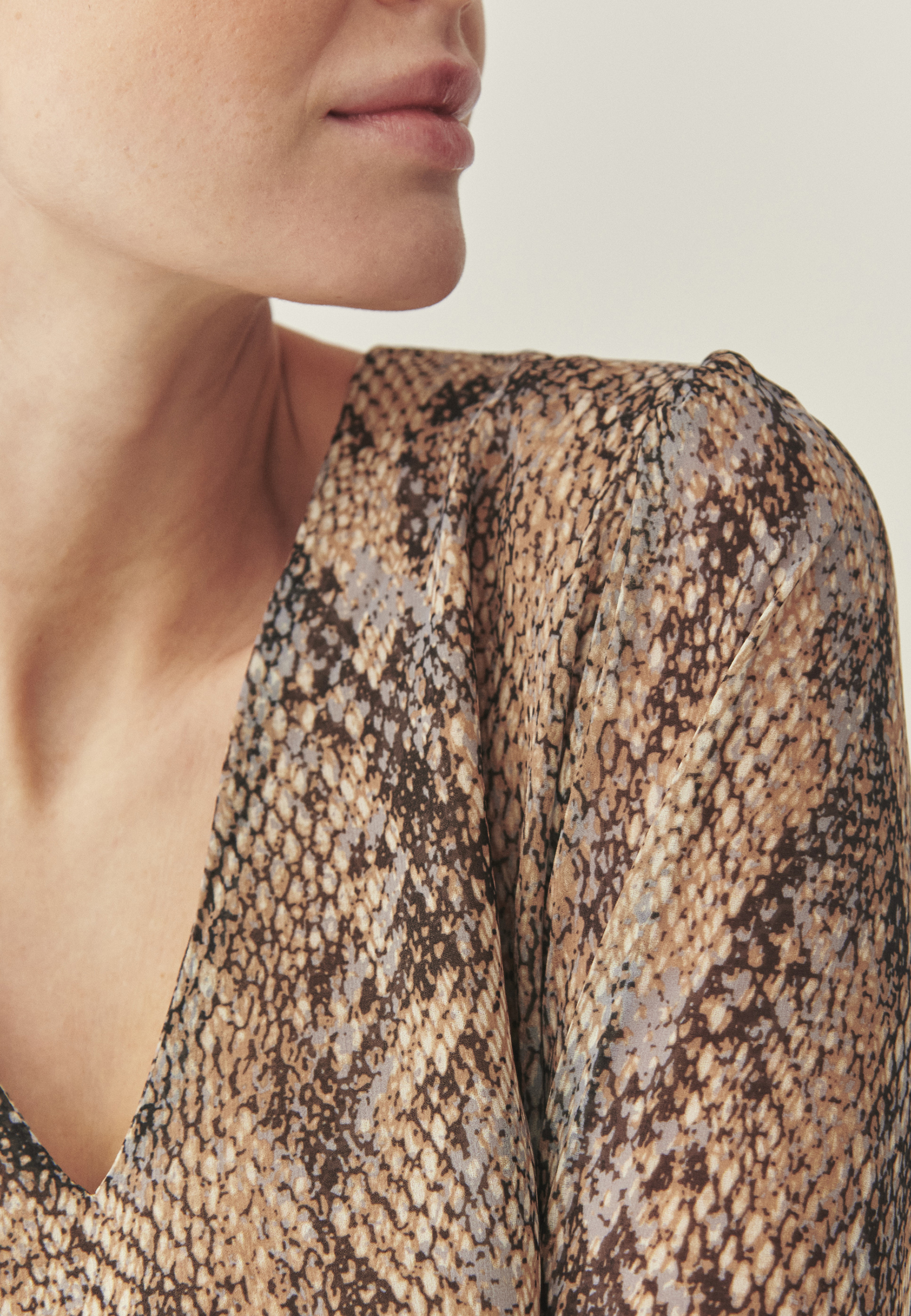 DÁMSKE ŠATY -  ZUZITA VIACFAREBNÝ 2