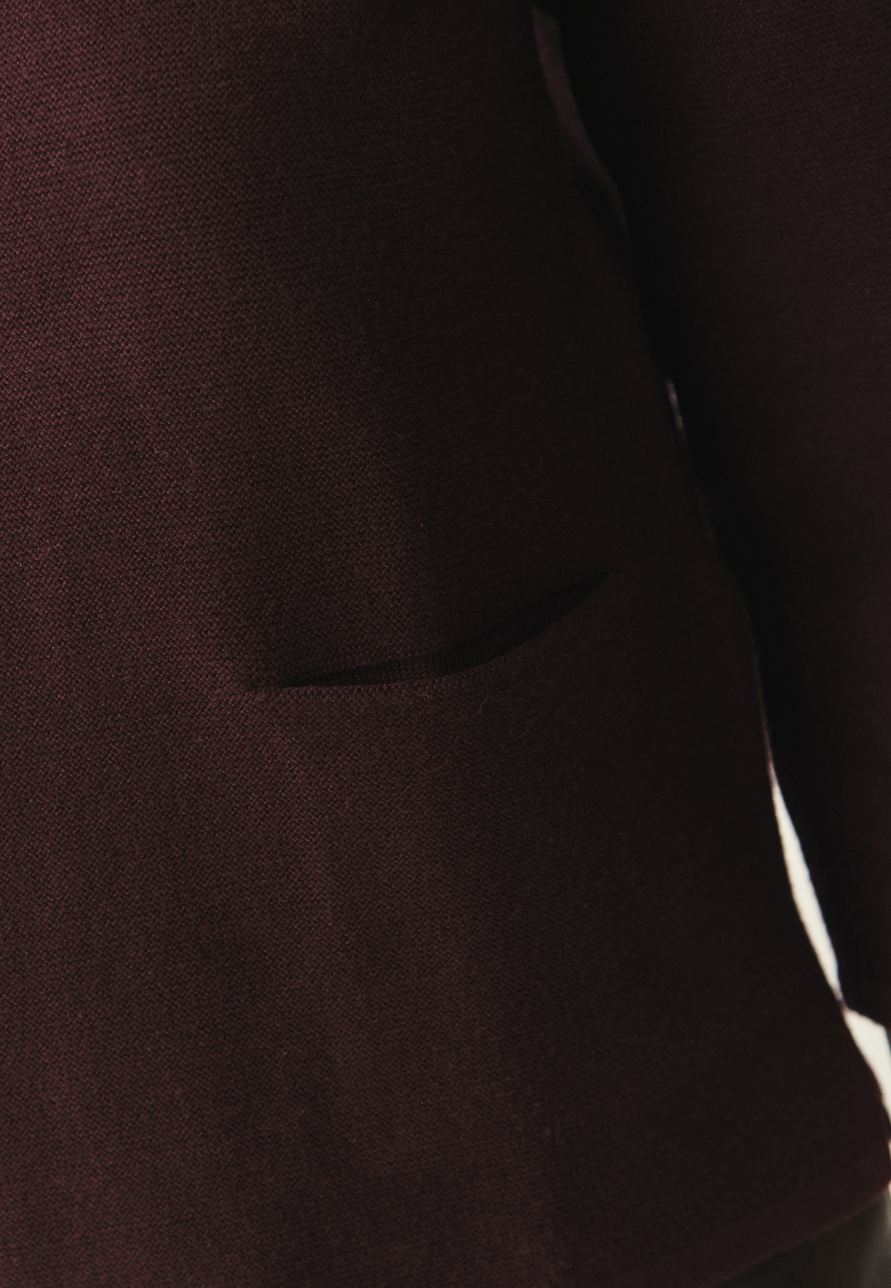 KLASYCZNY SWETER DAMSKI Z RĘKAWEM 3/4 I KIESZONKAMI - ADELLE