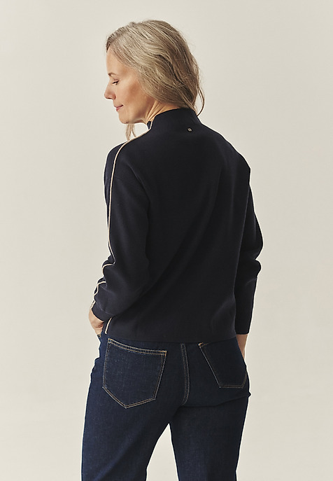 LADIES' SWEATER WITH A BOAT NECKLINE AND DECORATIVE PIPING - CORALINE NAVY BLUE 2