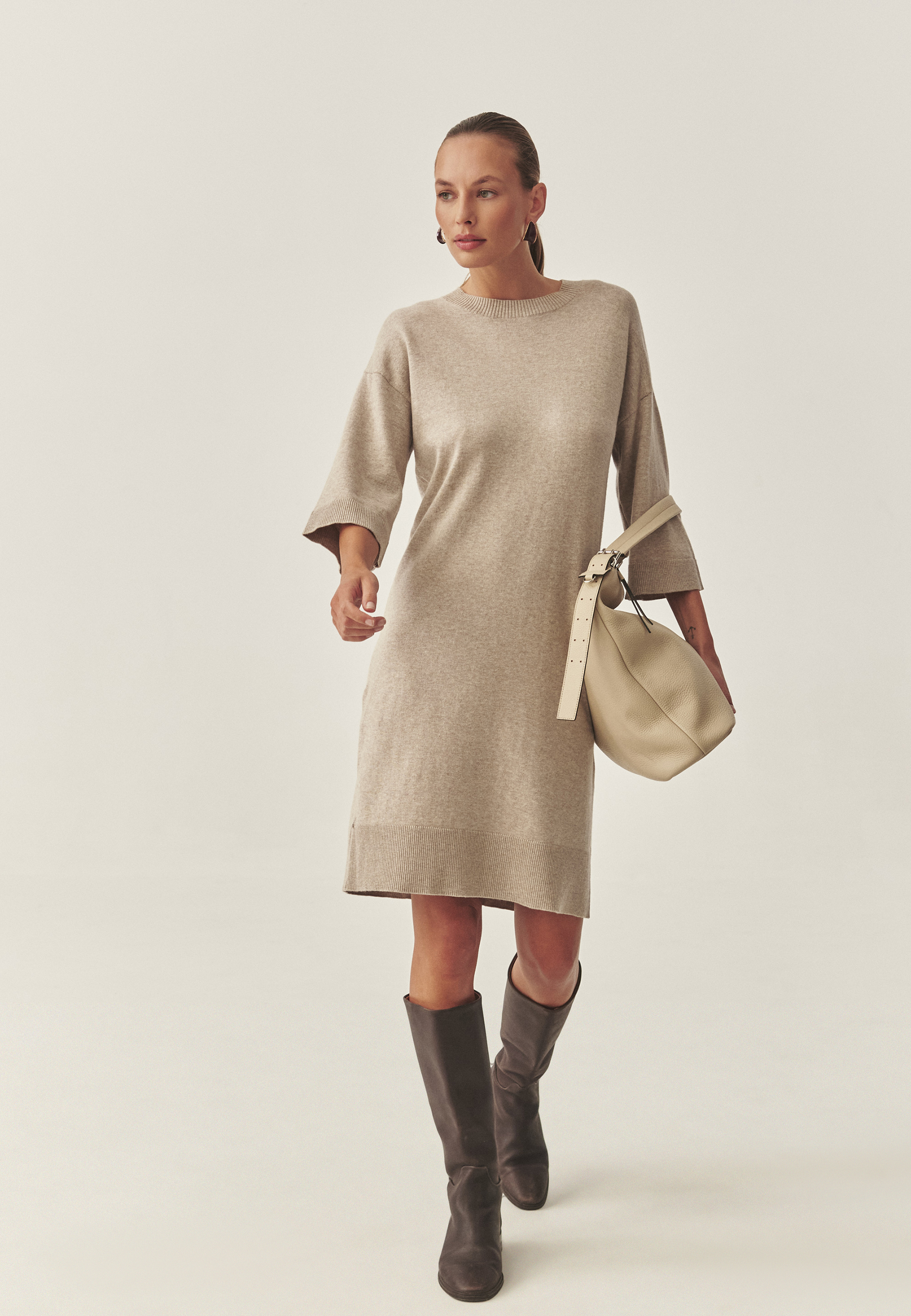 OBLEKA S ŠIROKIMI ROKAVI IZ BOMBAŽNE PREJE - GLEN BEŽ 2