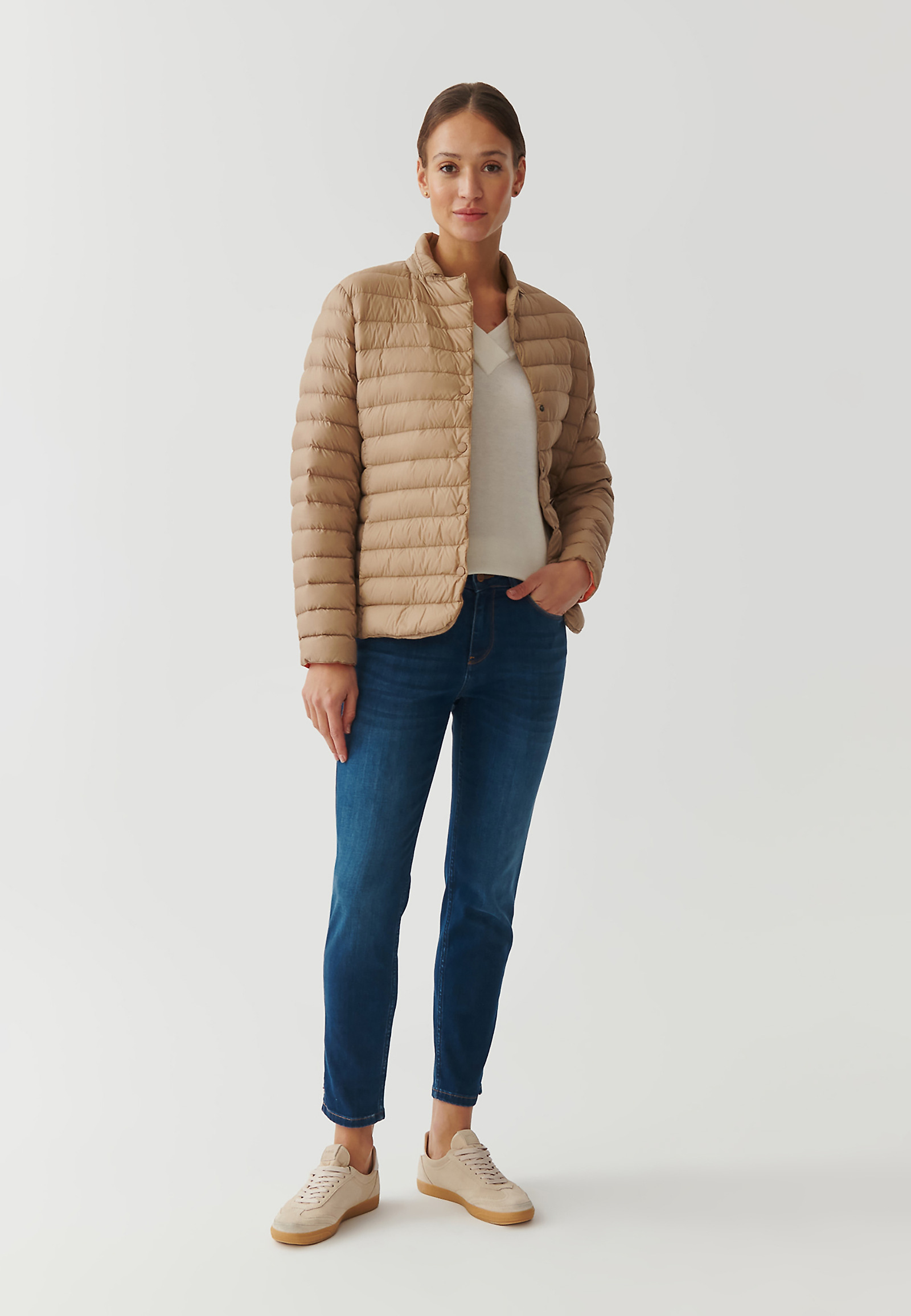 DÁMSKÁ STYLOVÁ PÉŘOVÁ BUNDA S KLOPAMI - KRISANA DÁMSKÁ STYLOVÁ PÉŘOVÁ BUNDA S KLOPAMI - KRISANA BÉŽOVÁ 95243