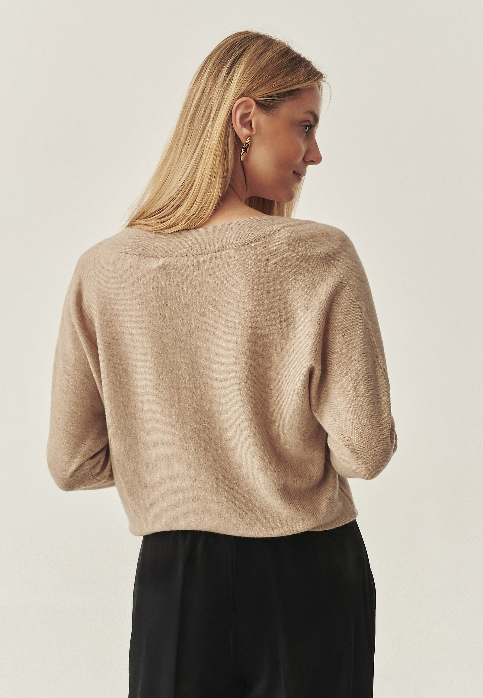 CASUAL JUMPER WITH WOOL AND CASHMERE BLEND - PONNO CASUAL JUMPER WITH WOOL AND CASHMERE BLEND - PONNO BEIGE 114660
