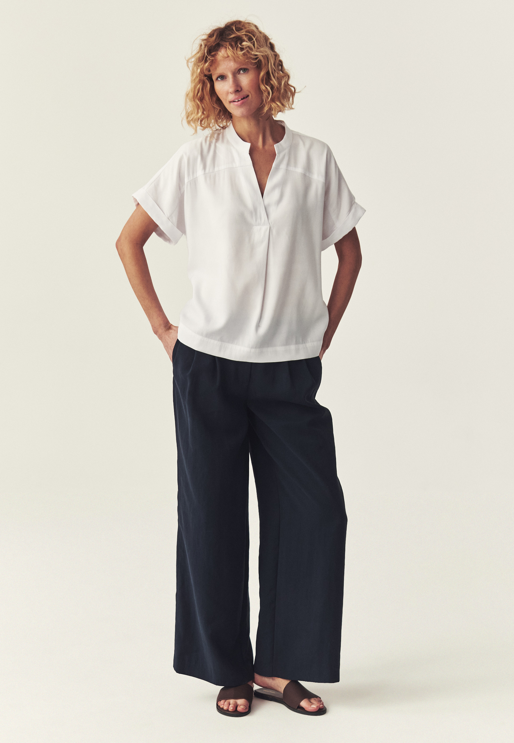 TKANINOWA BLUZKA Z WISKOZĄ - MIZONI BIAŁY 2